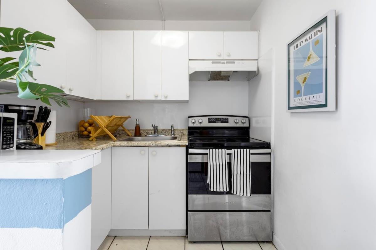 Apartment Bayshore Bliss- Cozy Space & Bay Views
