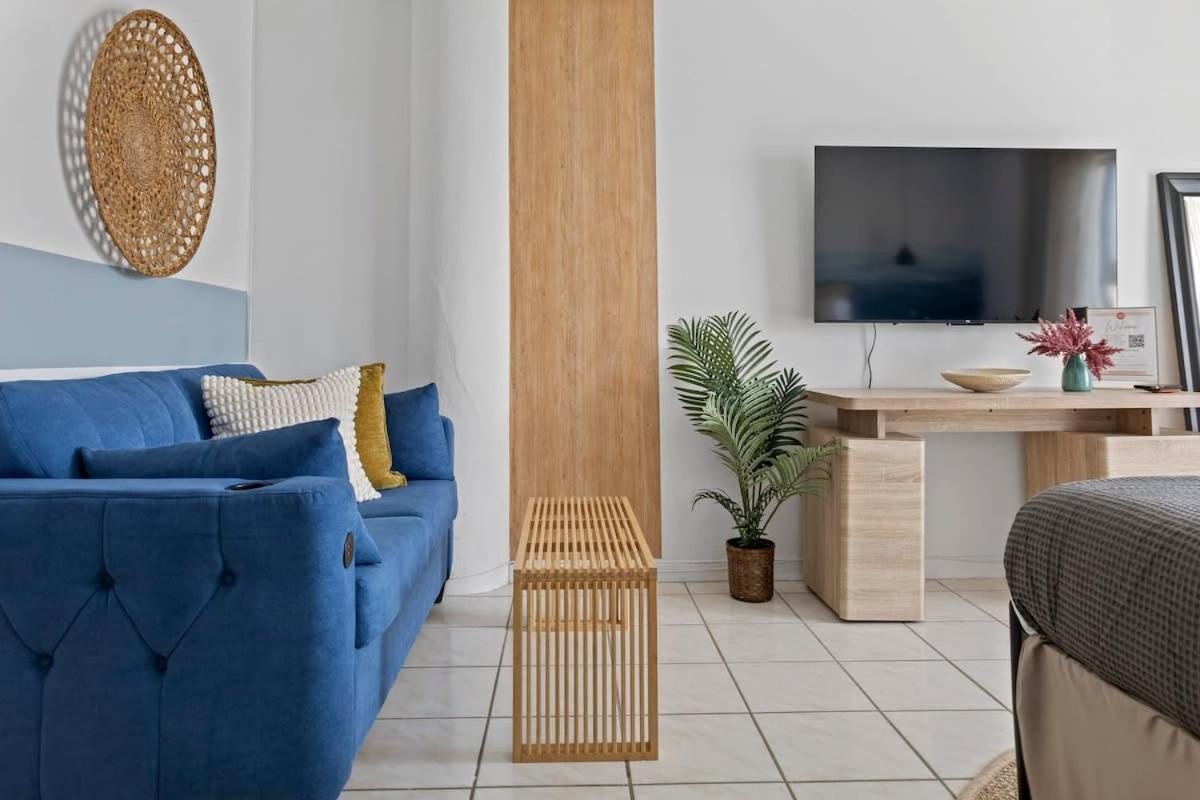 Bayshore Bliss- Cozy Space & Bay Views