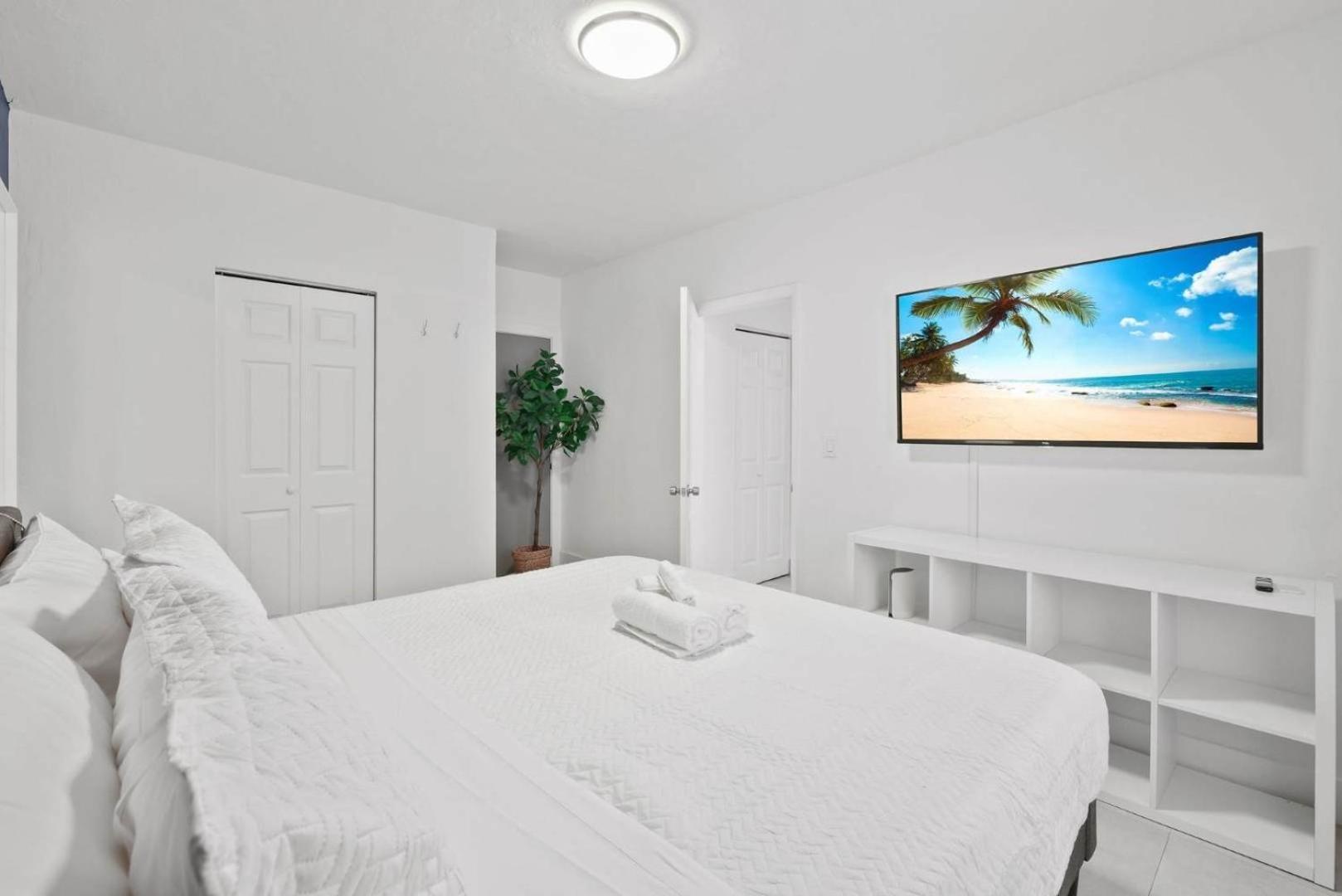 Apartment Coastal Retreat 6 Guests Miami Miami Beach