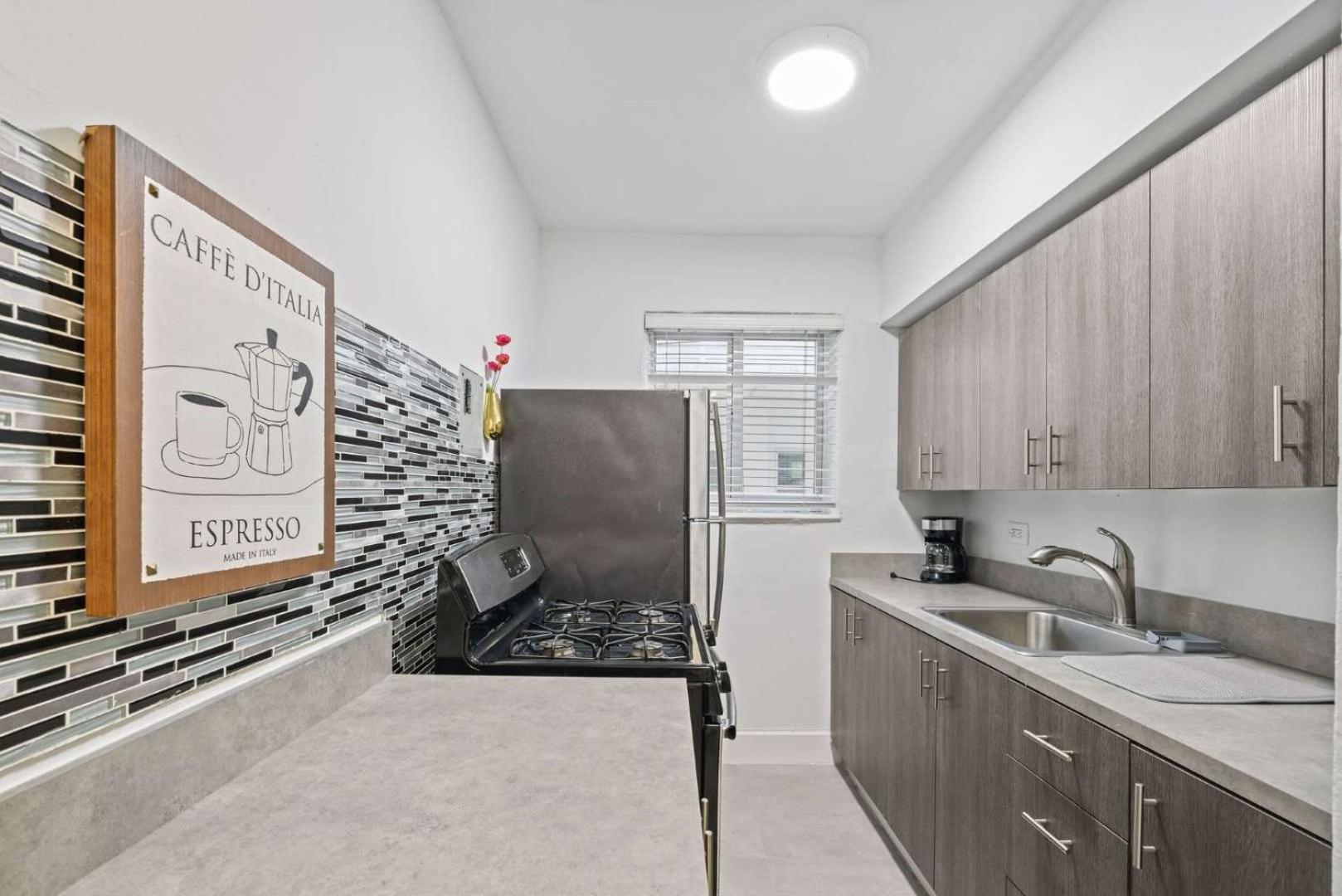 Miami Modern Oasis Apartment *