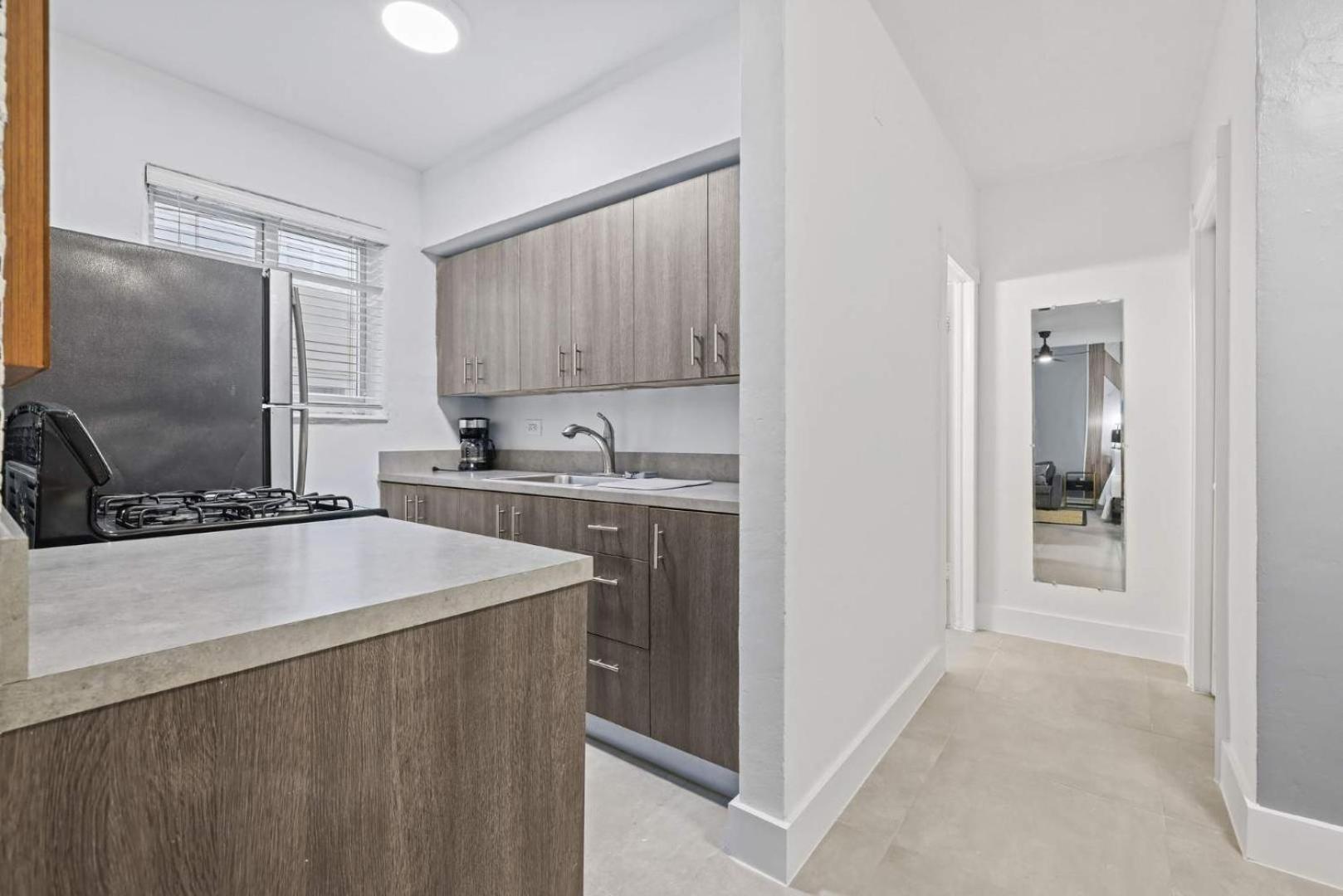 Miami Modern Oasis Apartment Miami Beach