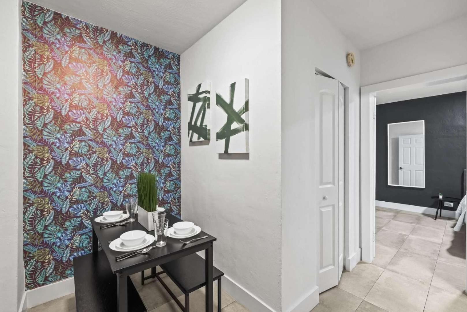 Oceanfront Charm 1br Miami Apartment Miami Beach