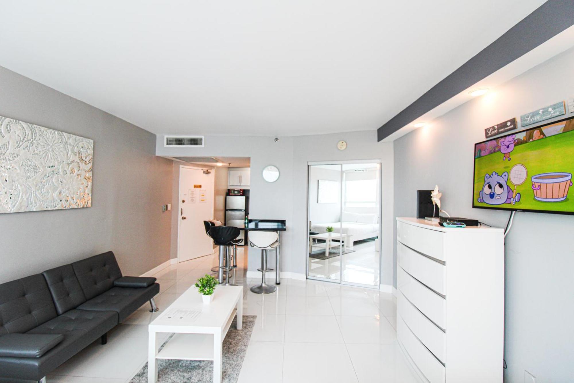 Castle 519 Bayview Modern With Pool, Access, Tennis And Free Parking Miami Beach