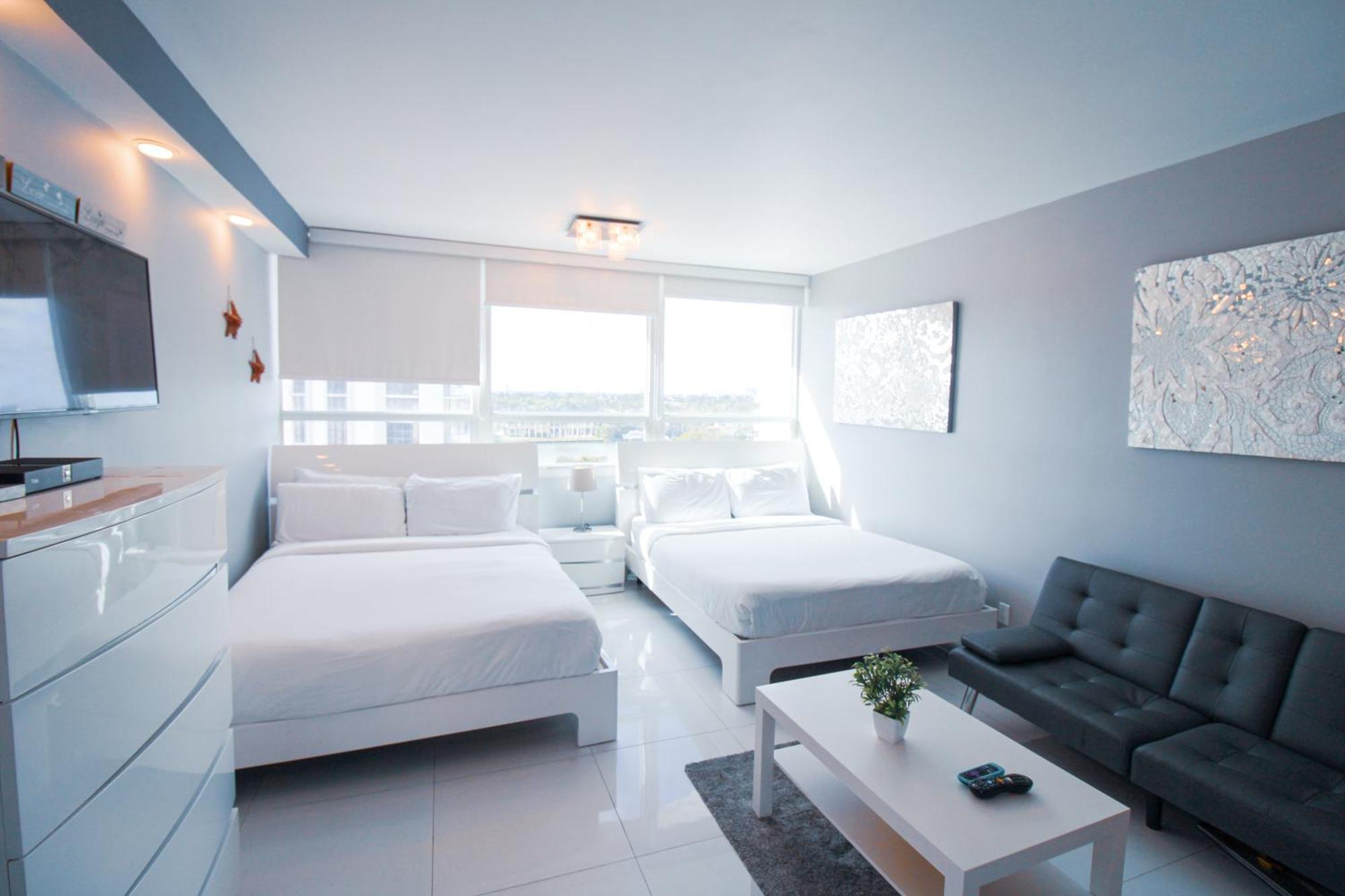 Castle 519 Bayview Modern With Pool, Access, Tennis And Free Parking Apartment *