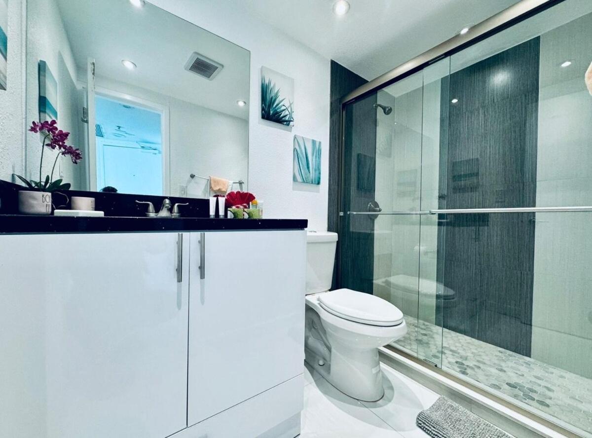 Apartment Ocean Front Unit - Rigth At Miami Beach