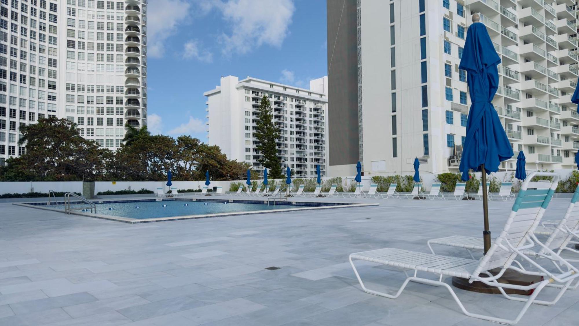 Oceanfront Luxury Miami Escape Pool&gym