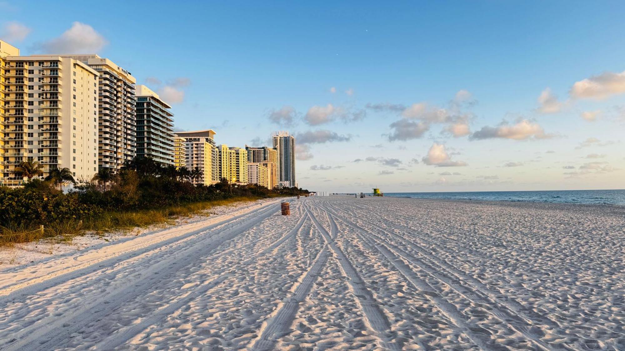 Oceanfront Luxury Miami Escape Pool&gym