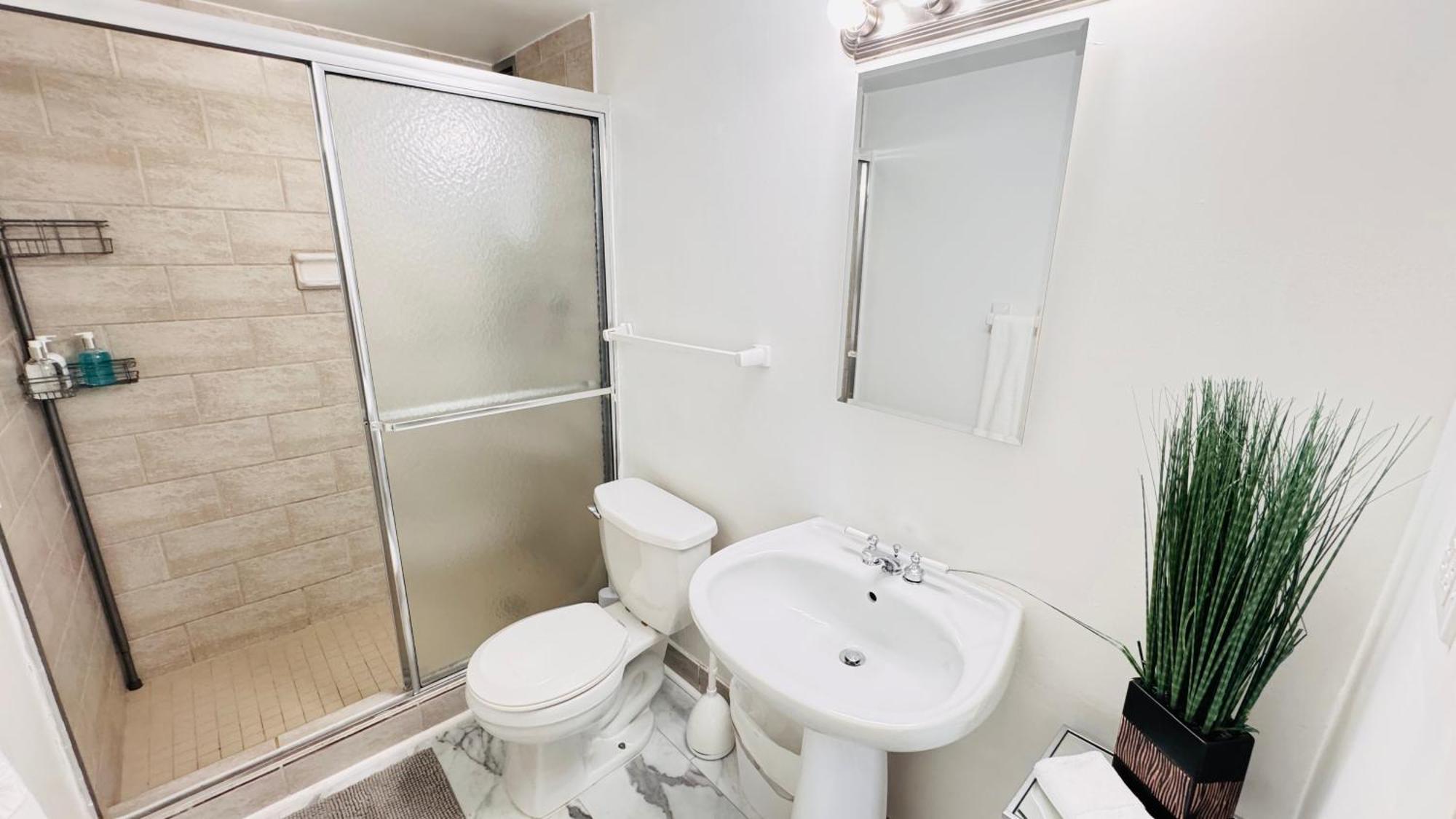 Oceanfront Luxury Miami Escape Pool&gym Apartment Miami Beach