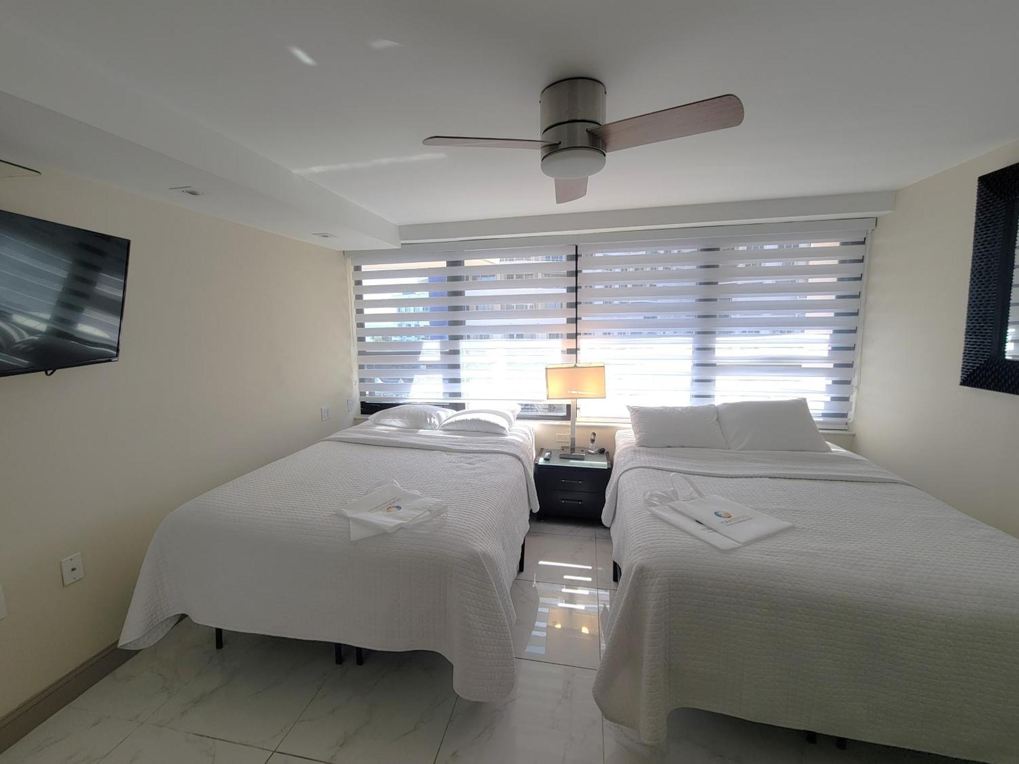 Alexander 807 * Miami Beach
