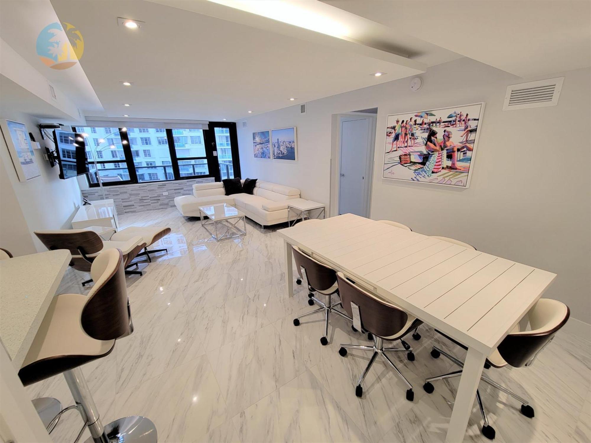 Alexander 611 Miami Beach