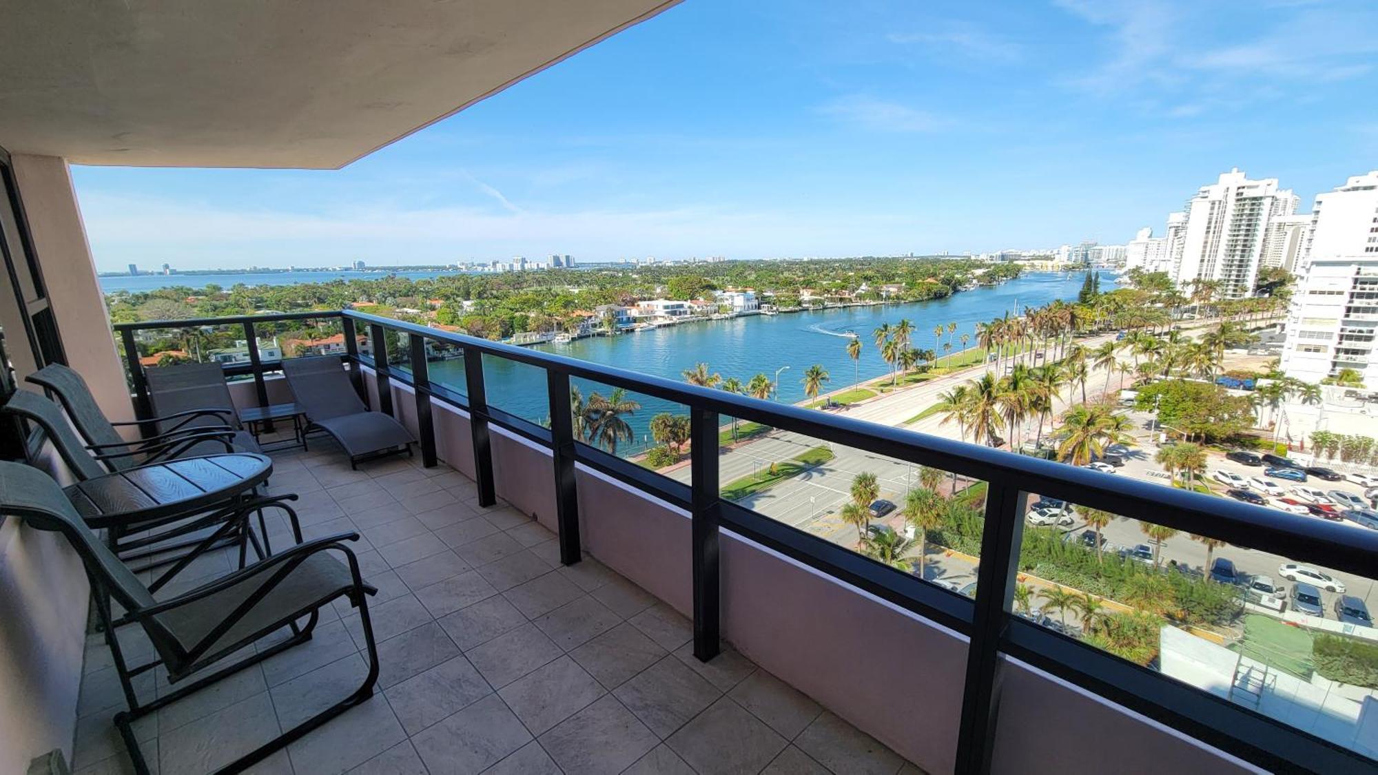 Alexander 1420 Miami Beach