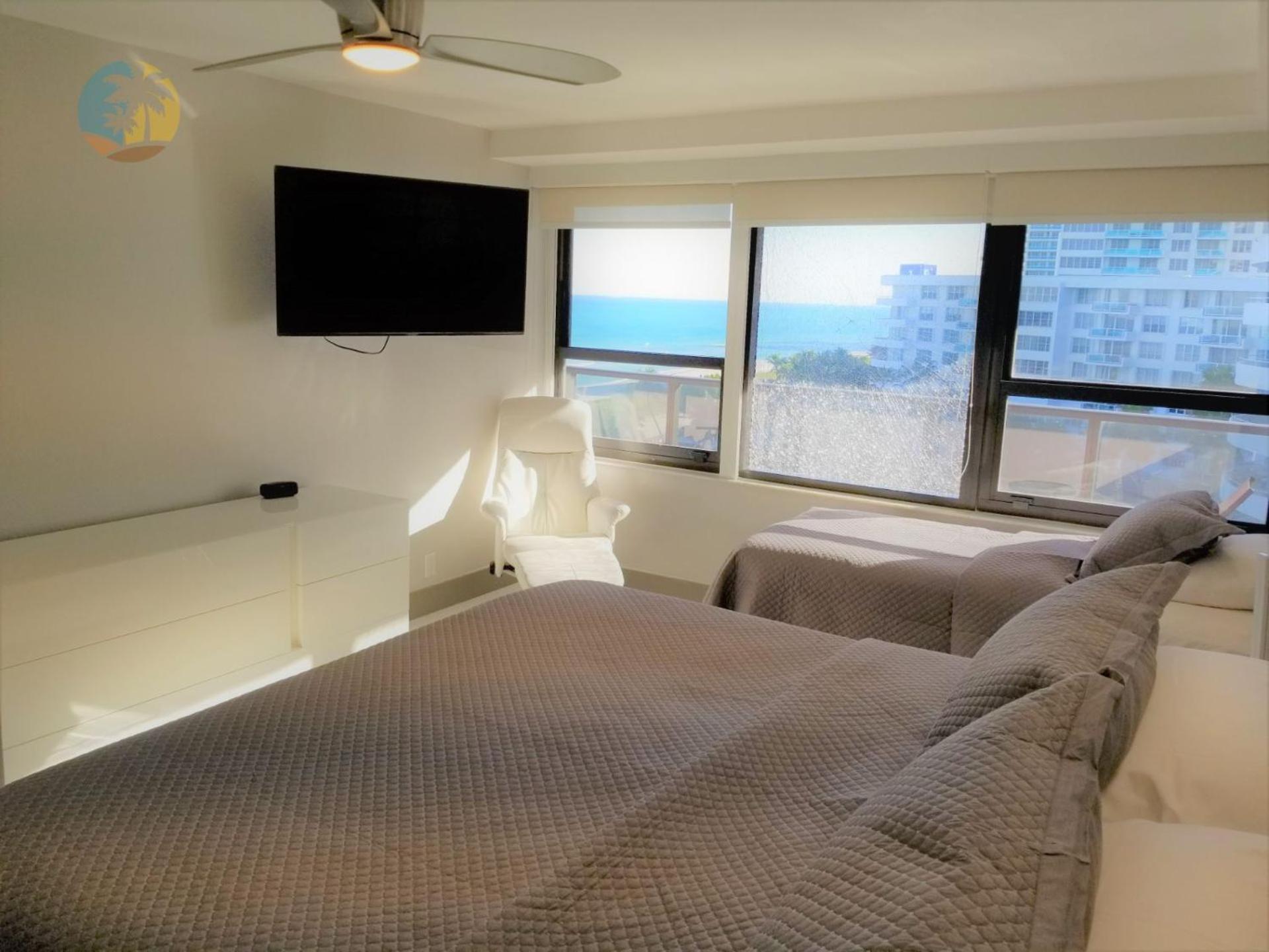 Alexander 1003 Miami Beach
