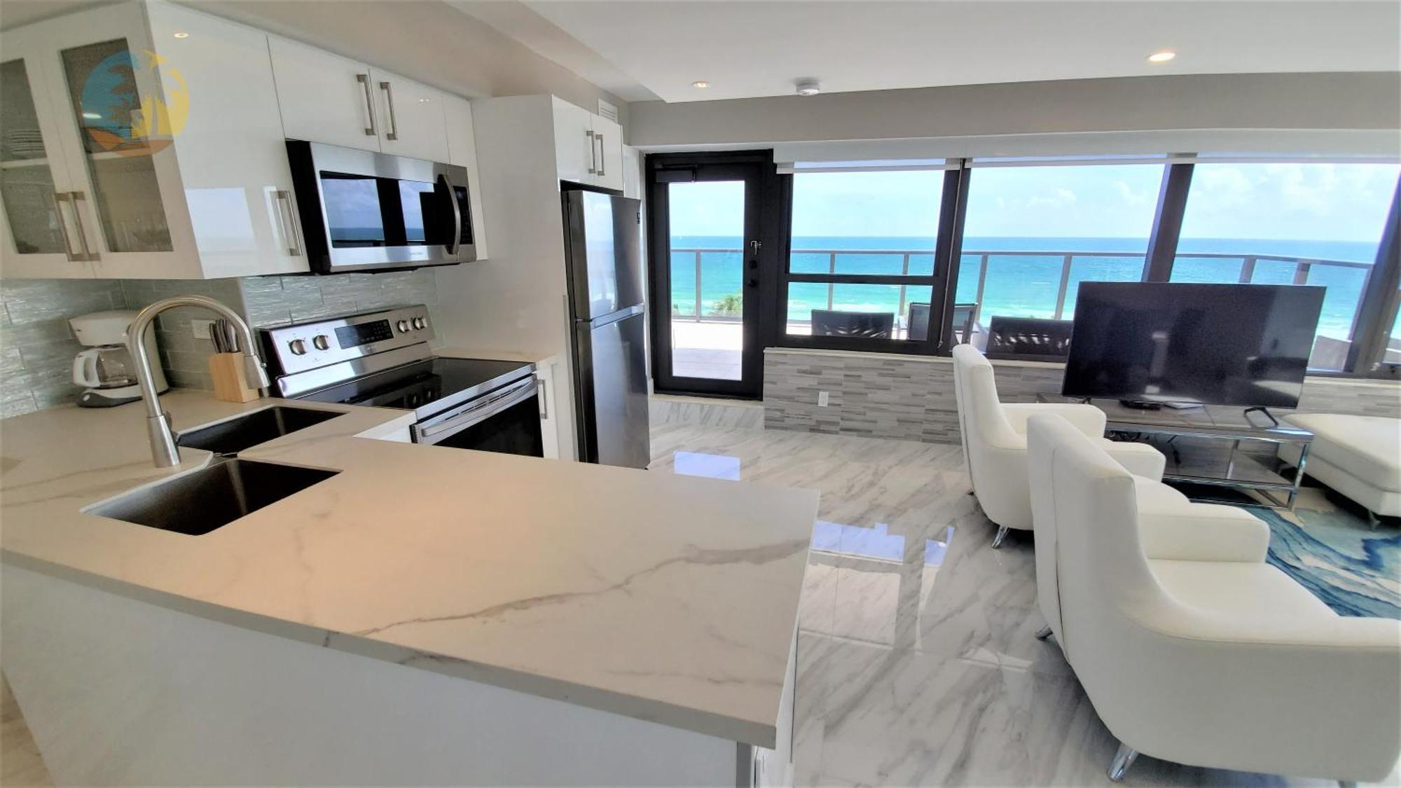 Alexander 1001 Miami Beach