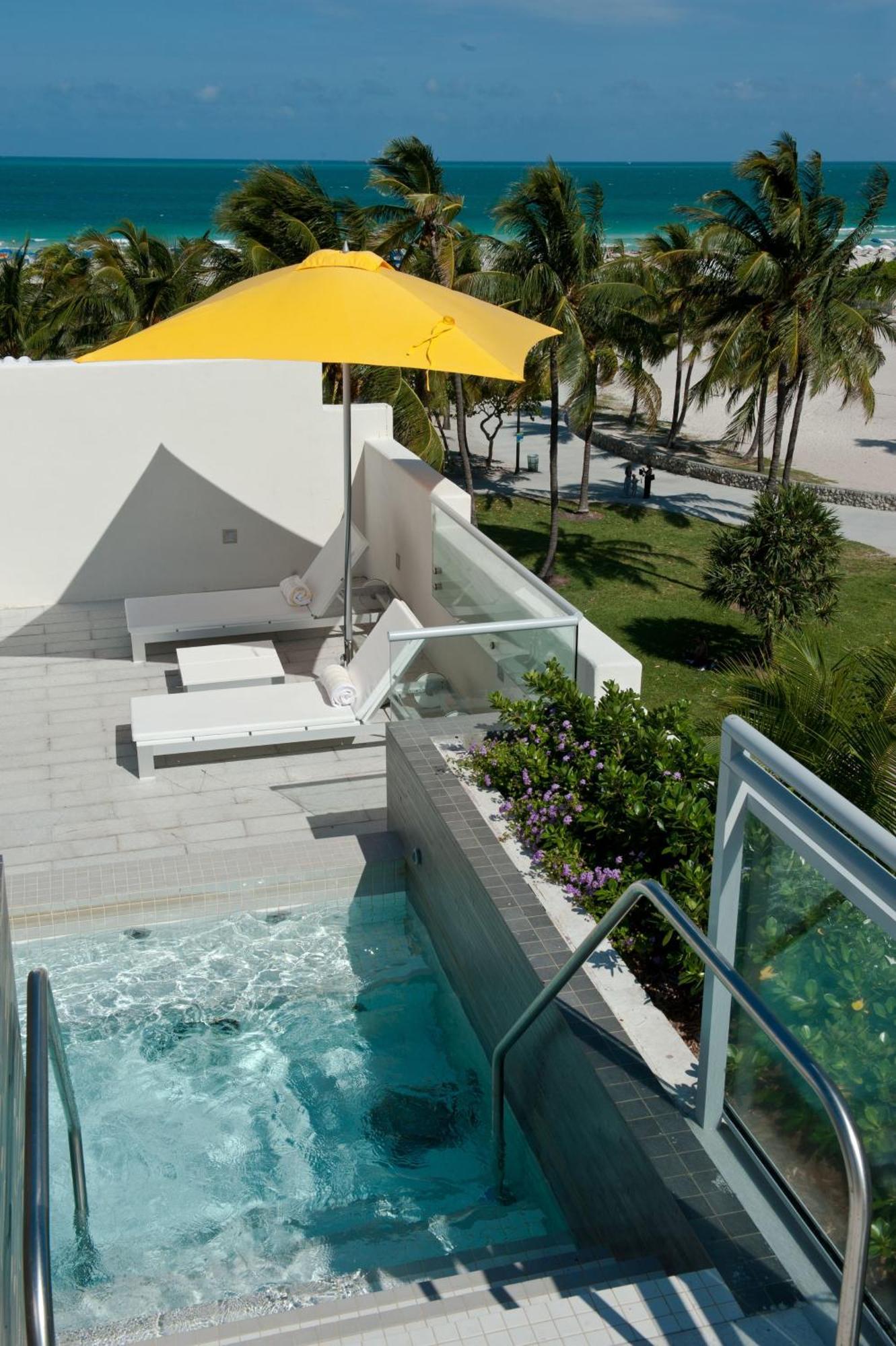 Hotel Leslie Ocean Drive Miami Beach
