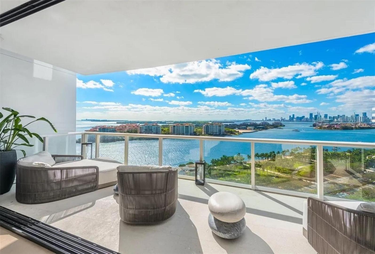 Exquisite Double-unit With Oceanfront Views *