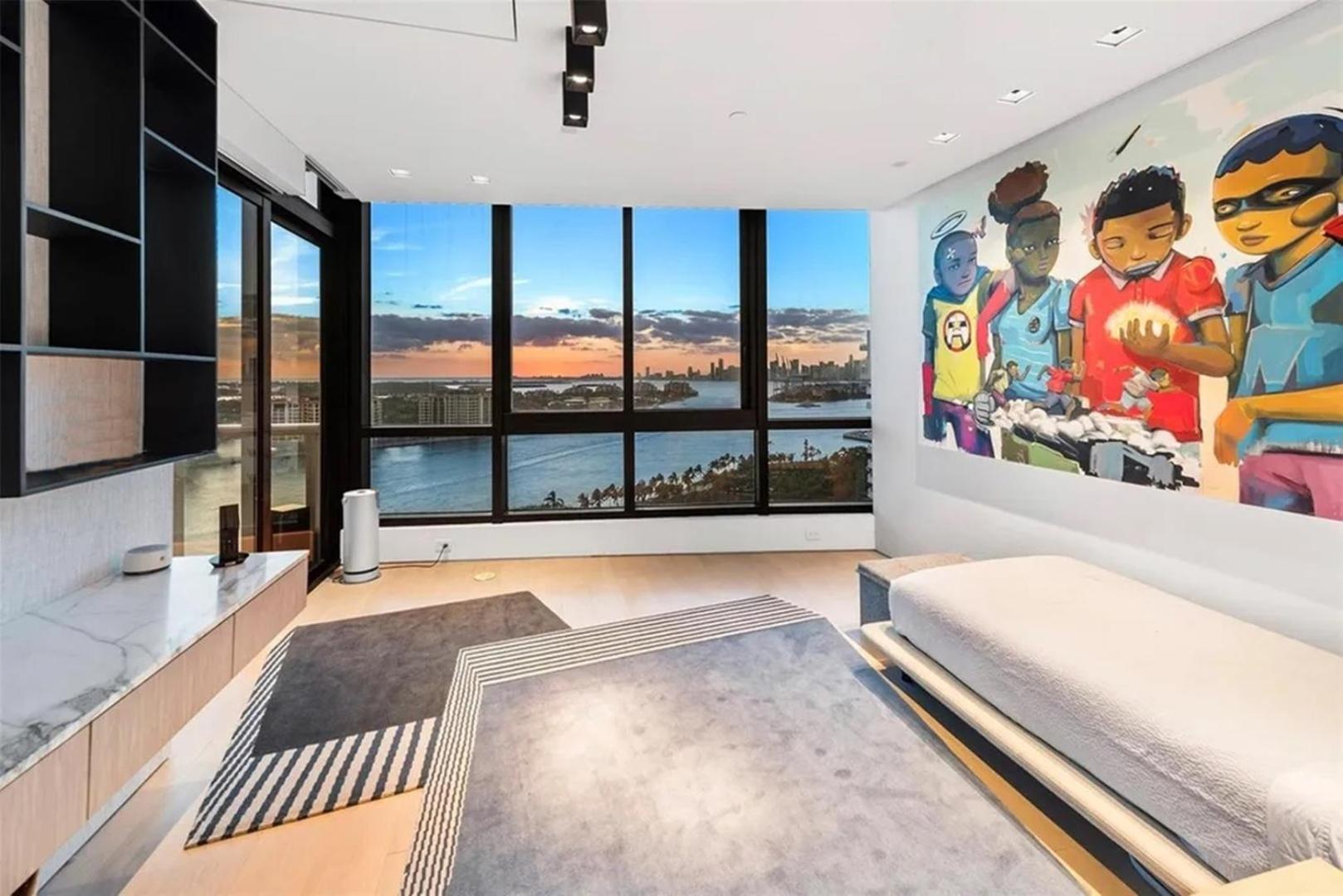 Exquisite Double-unit With Oceanfront Views