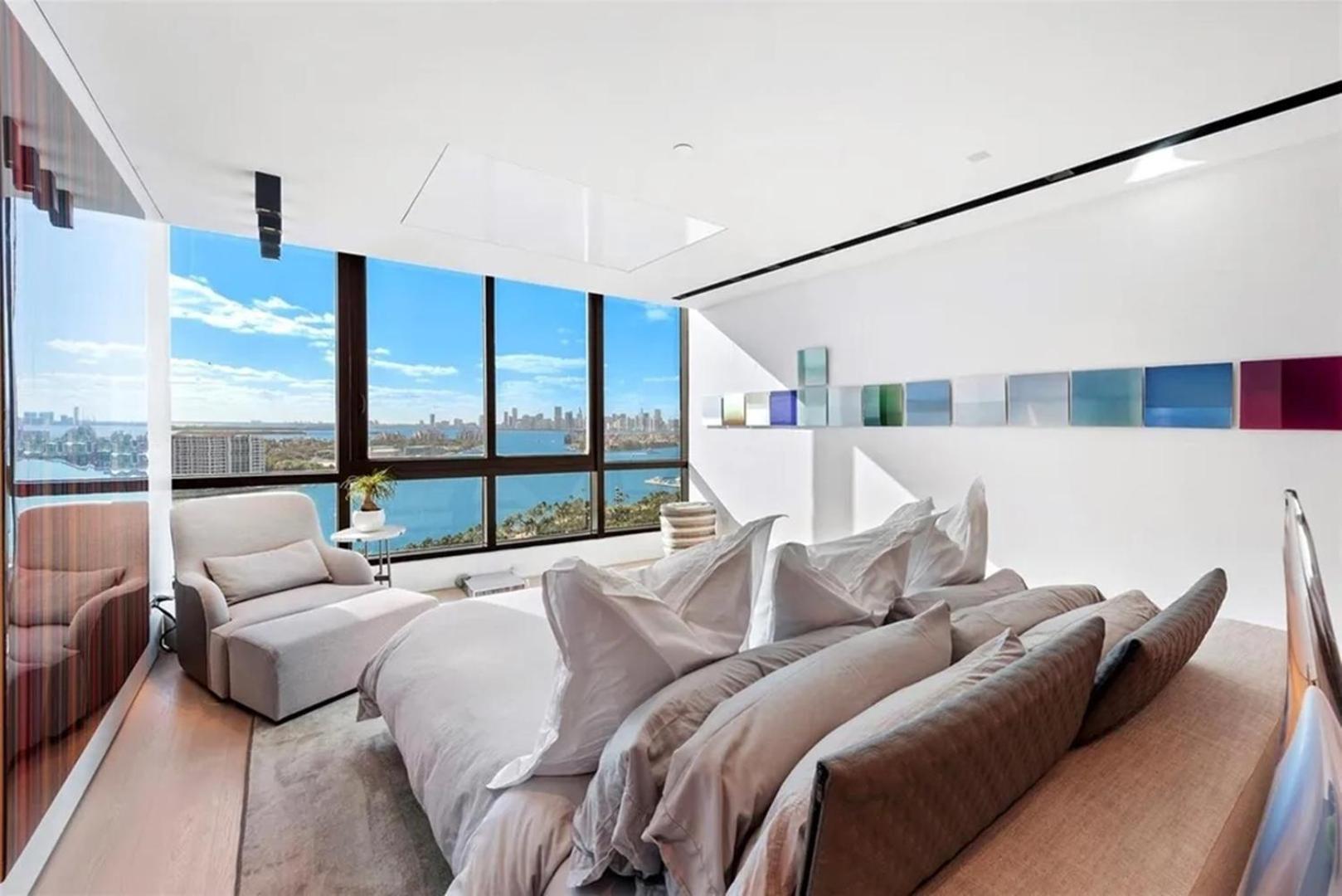 Apartment Exquisite Double-unit With Oceanfront Views *