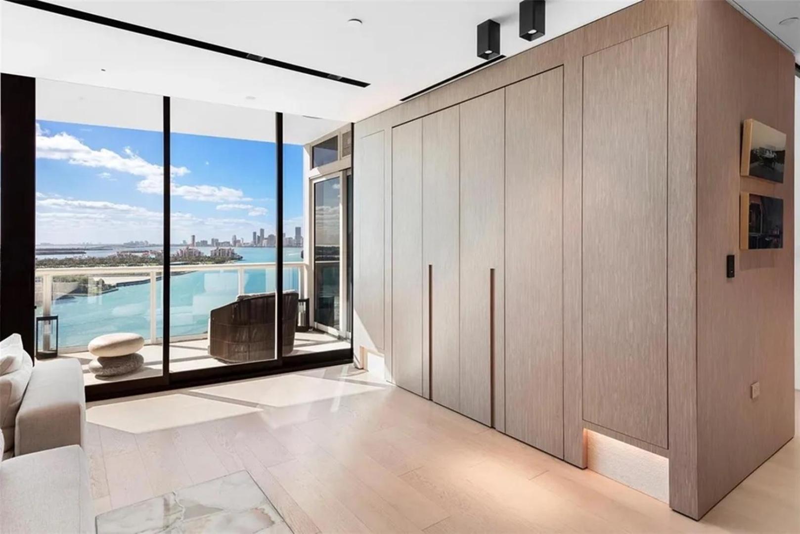 Exquisite Double-unit With Oceanfront Views *