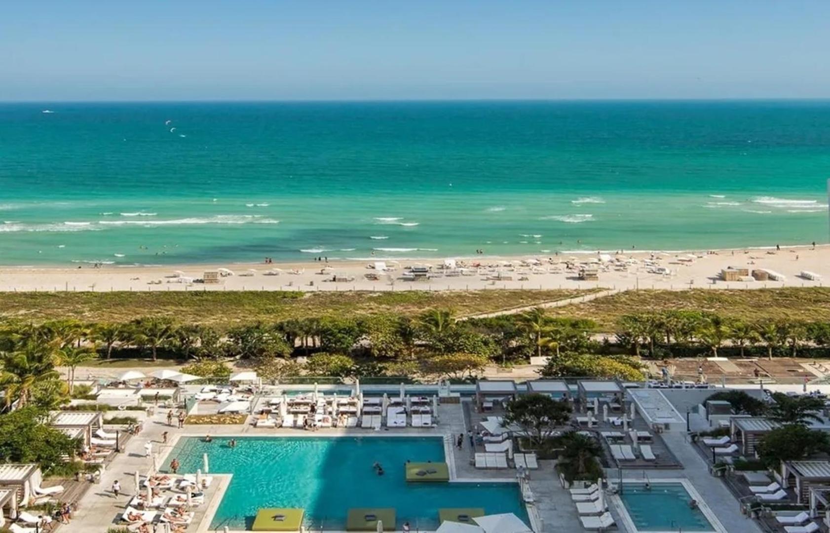 Apartment Modern 4-bedroom Oceanfront