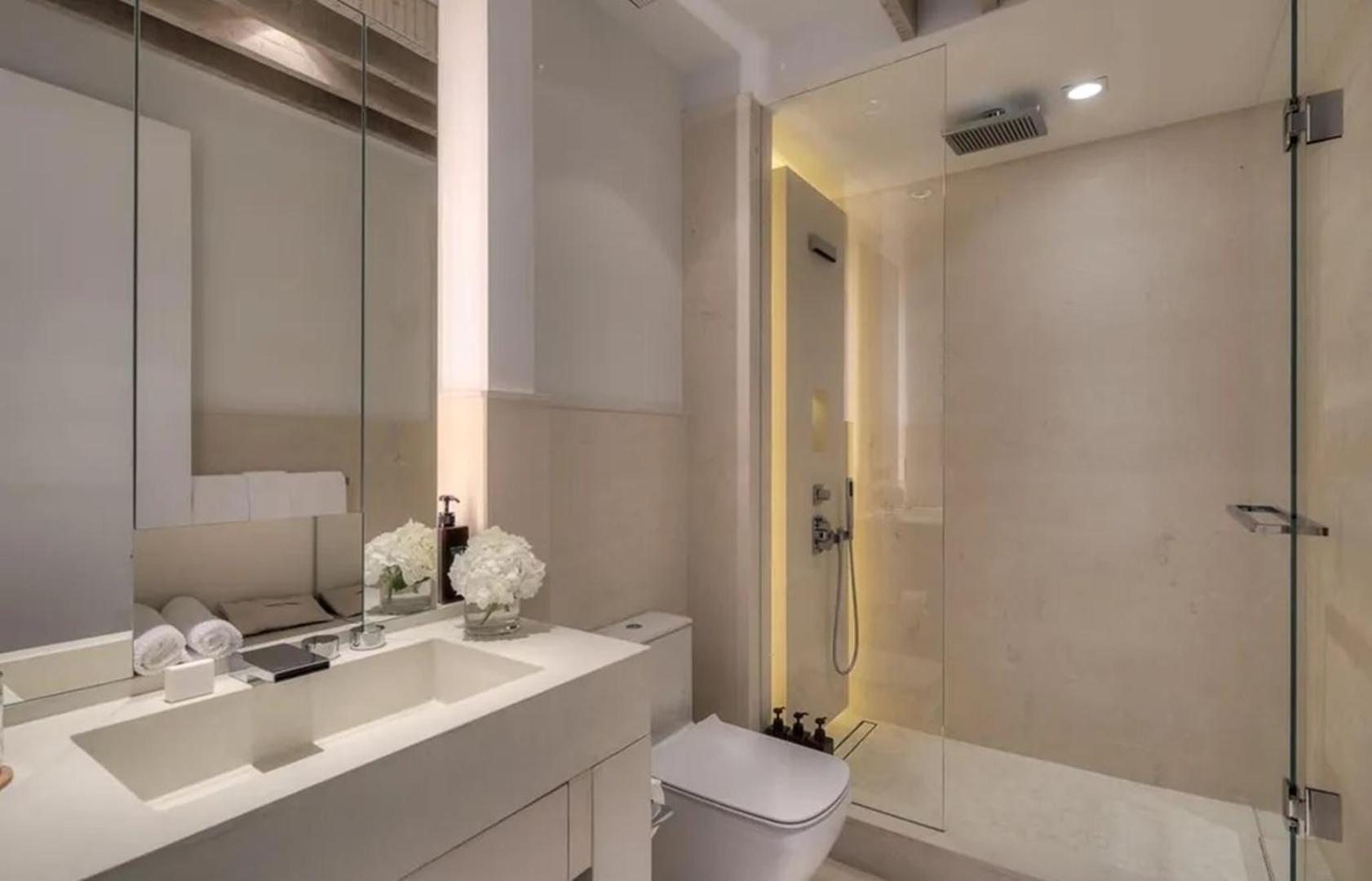 Apartment Modern 4-bedroom Oceanfront *