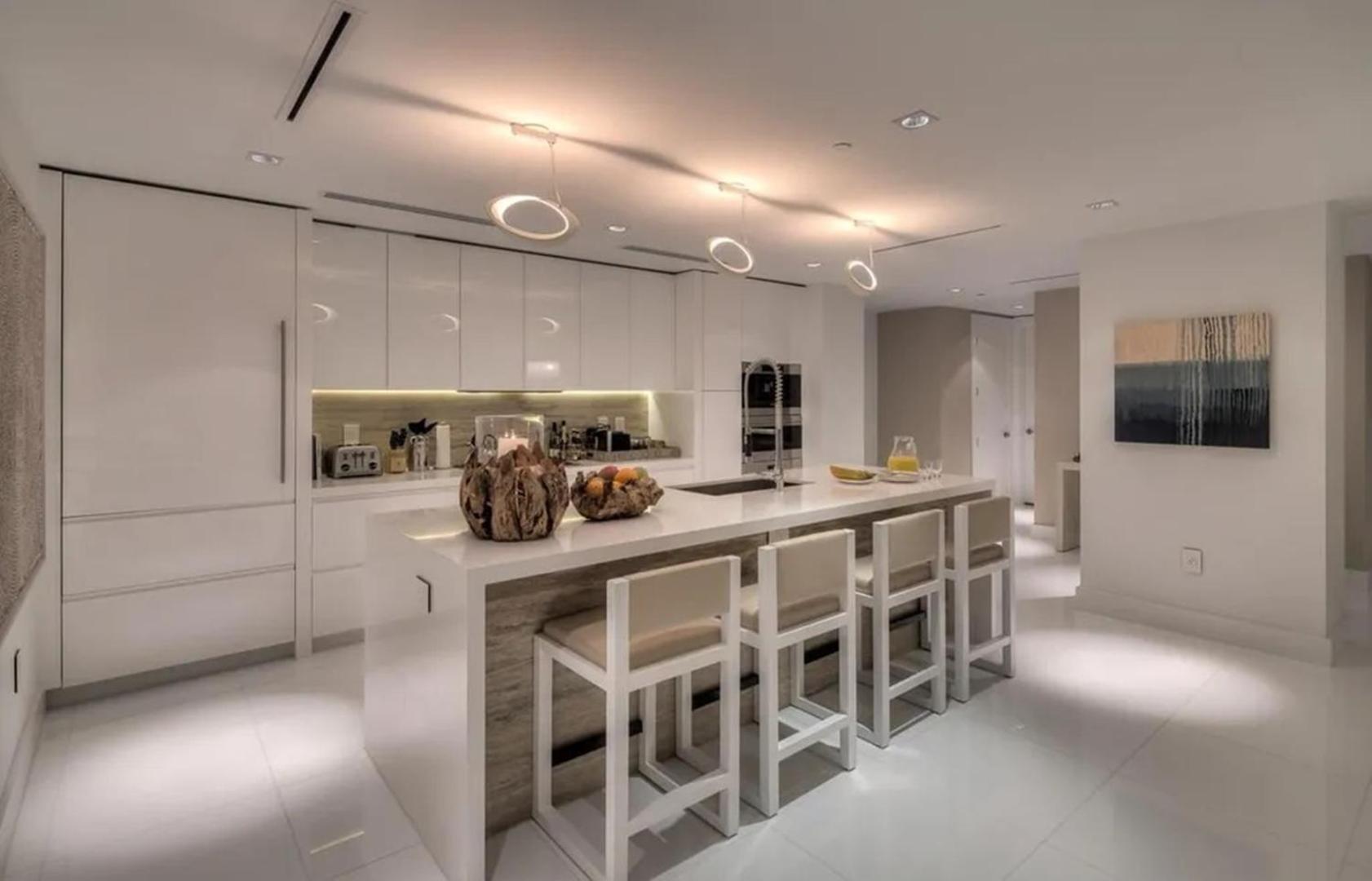 Apartment Modern 4-bedroom Oceanfront *
