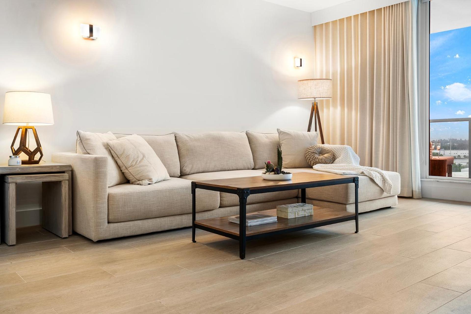 1 Bedroom Private At Roney Palace -1129 Miami Beach