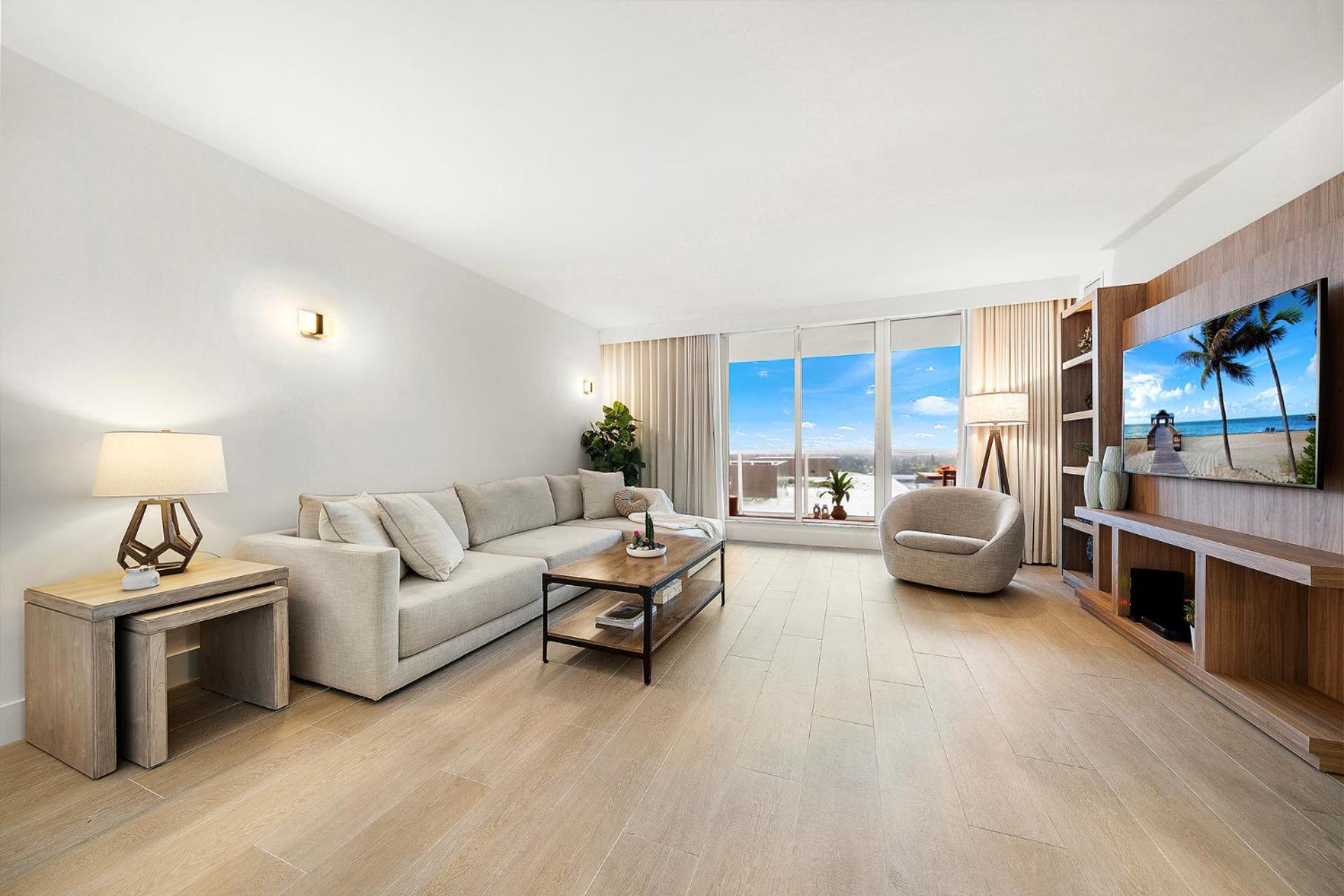 1 Bedroom Private At Roney Palace -1129 *