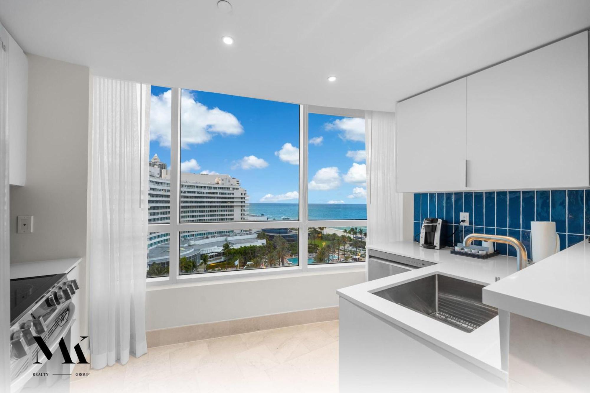Fb Miami Tresor Private Luxury Resort