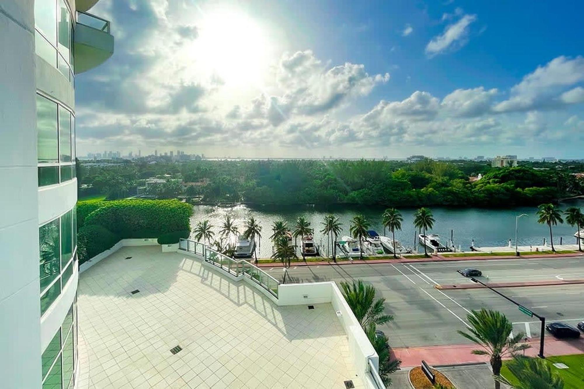 Fb Miami Tresor Private Luxury 4*