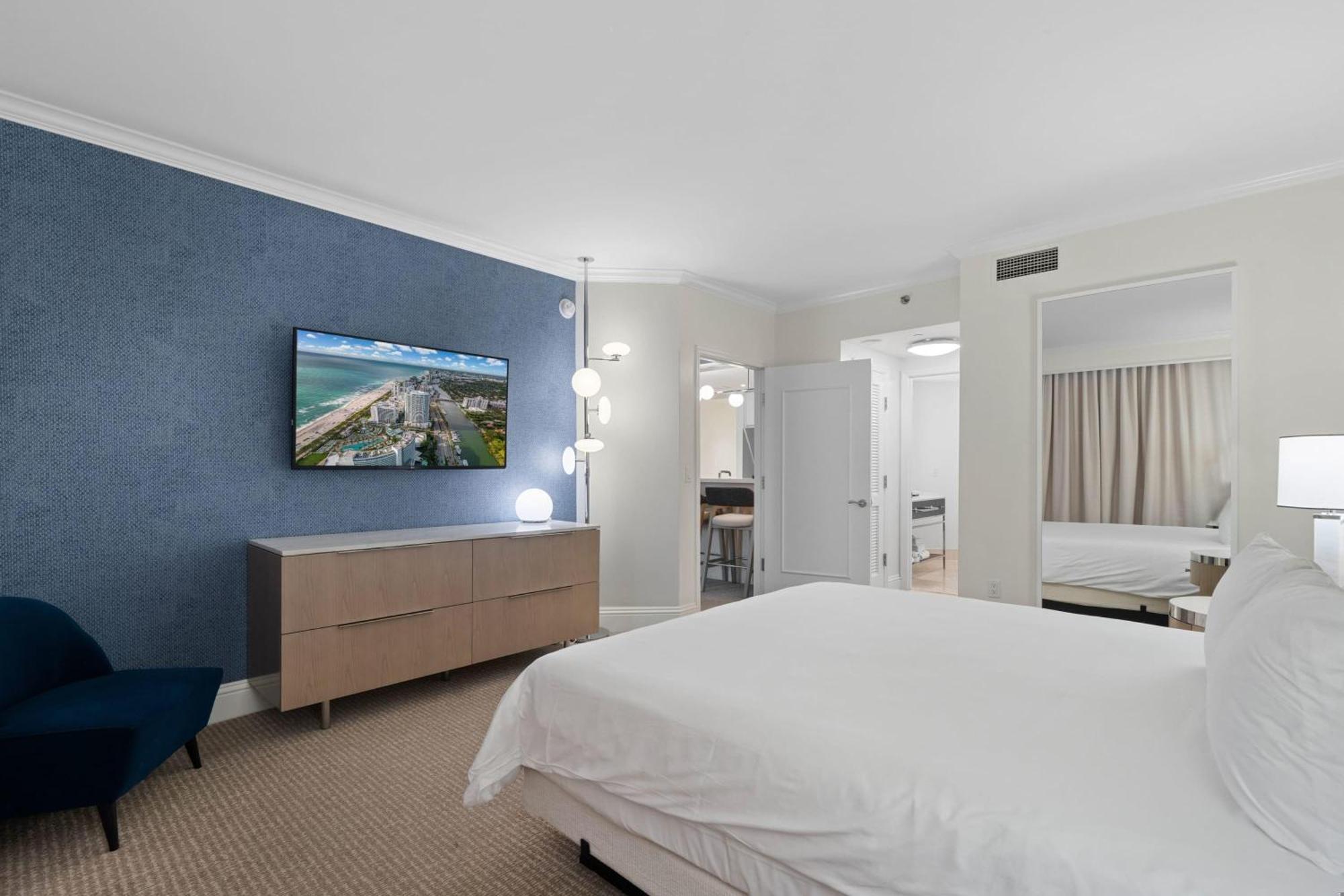 Resort Fb Miami Tresor Private Luxury Miami Beach