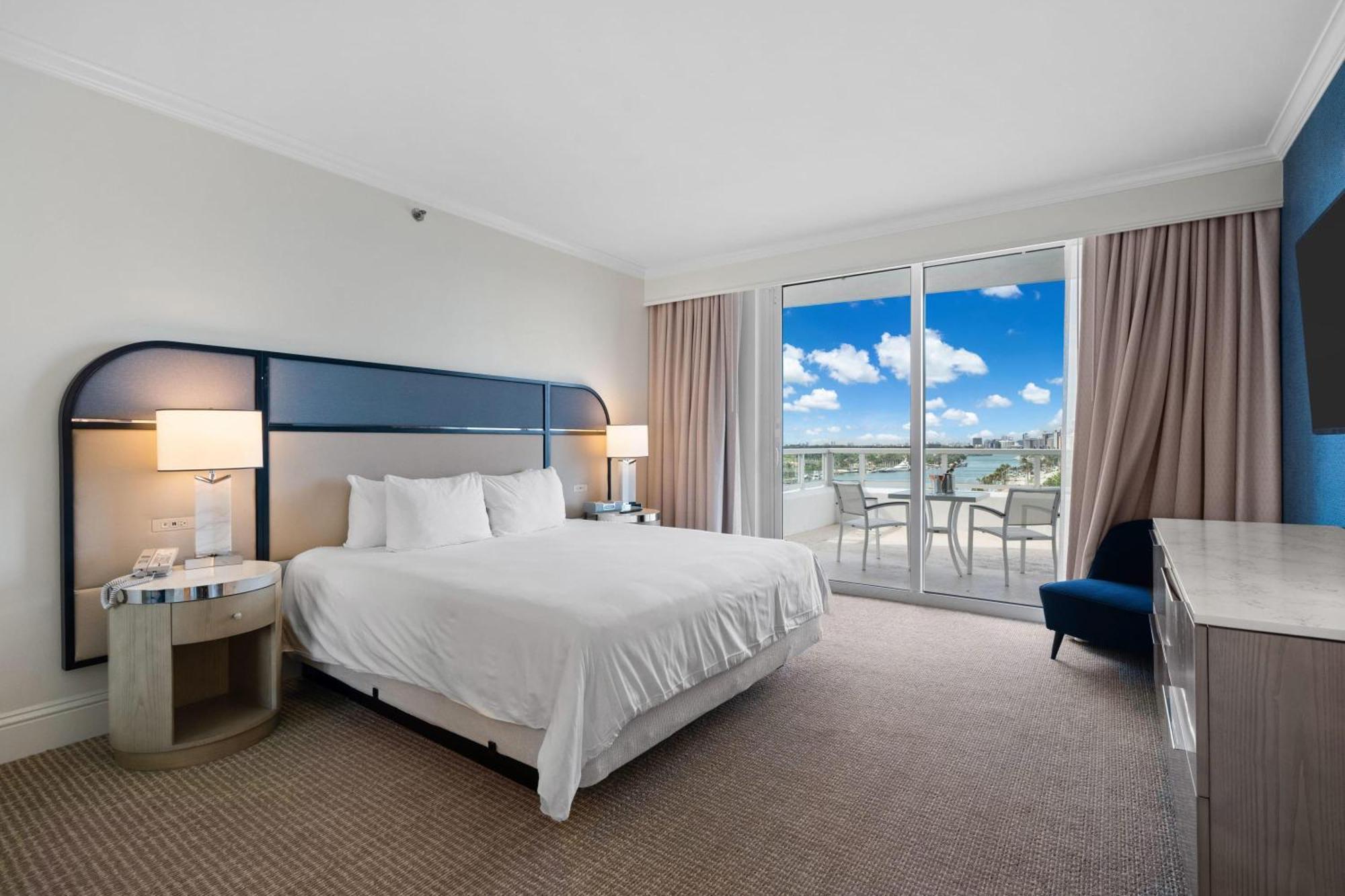 Fb Miami Tresor Private Luxury 4*