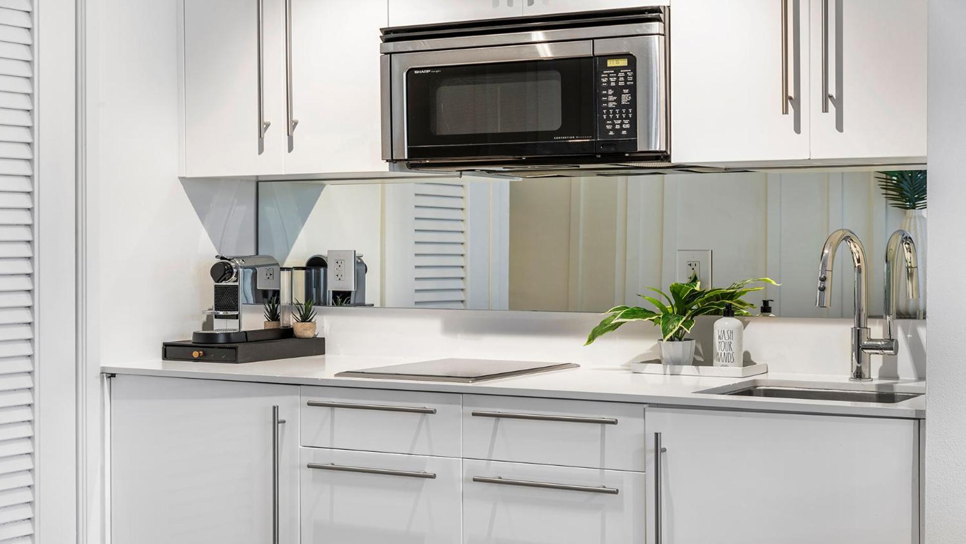 Private At W South - 711 Apartment *