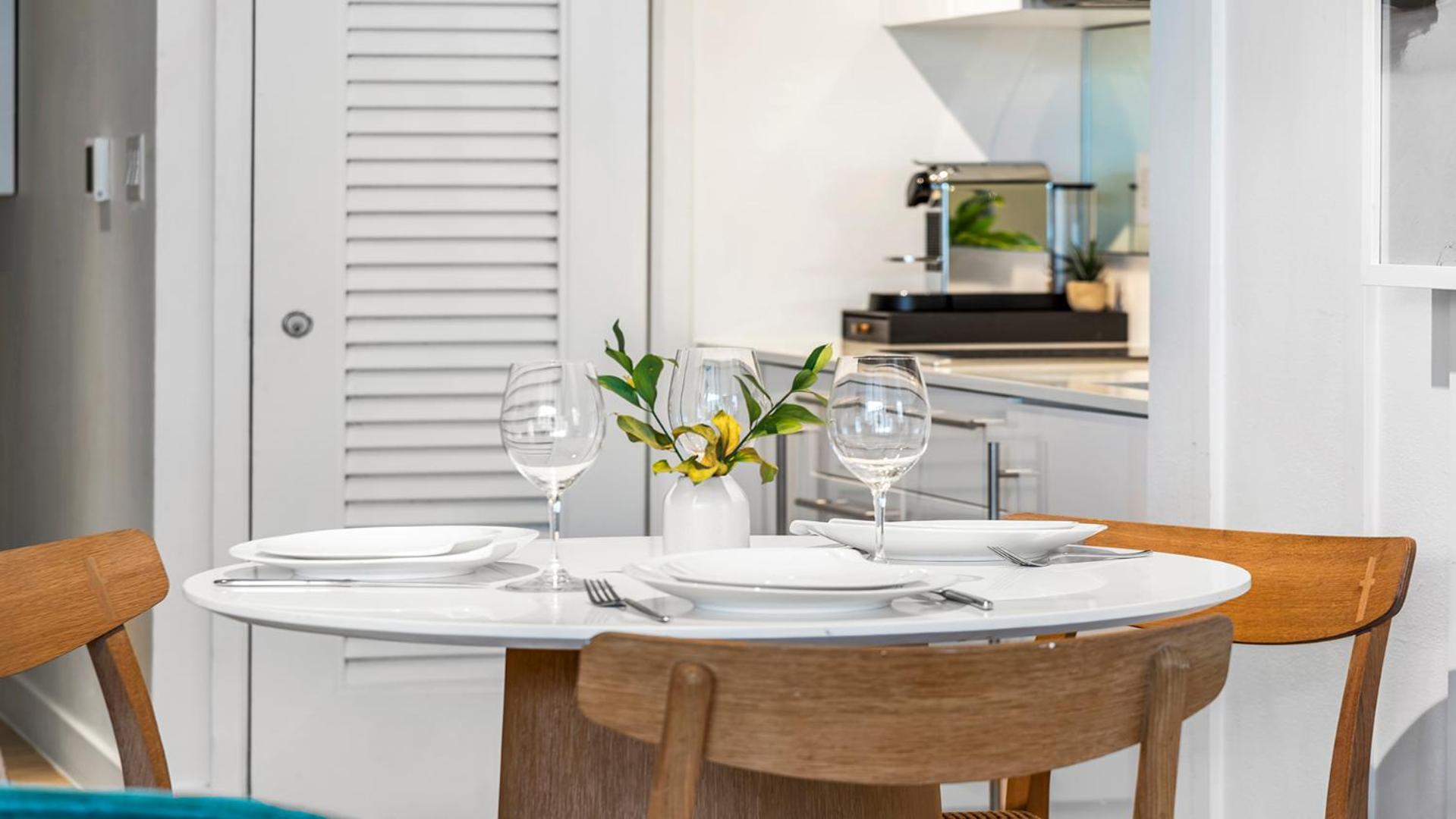 Private At W South - 711 Apartment *