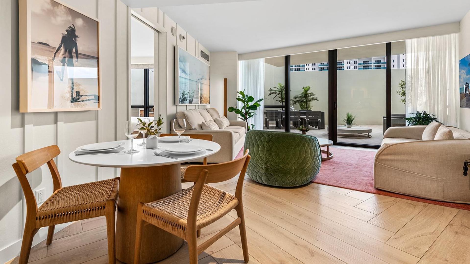 Apartment Private At W South - 711 *