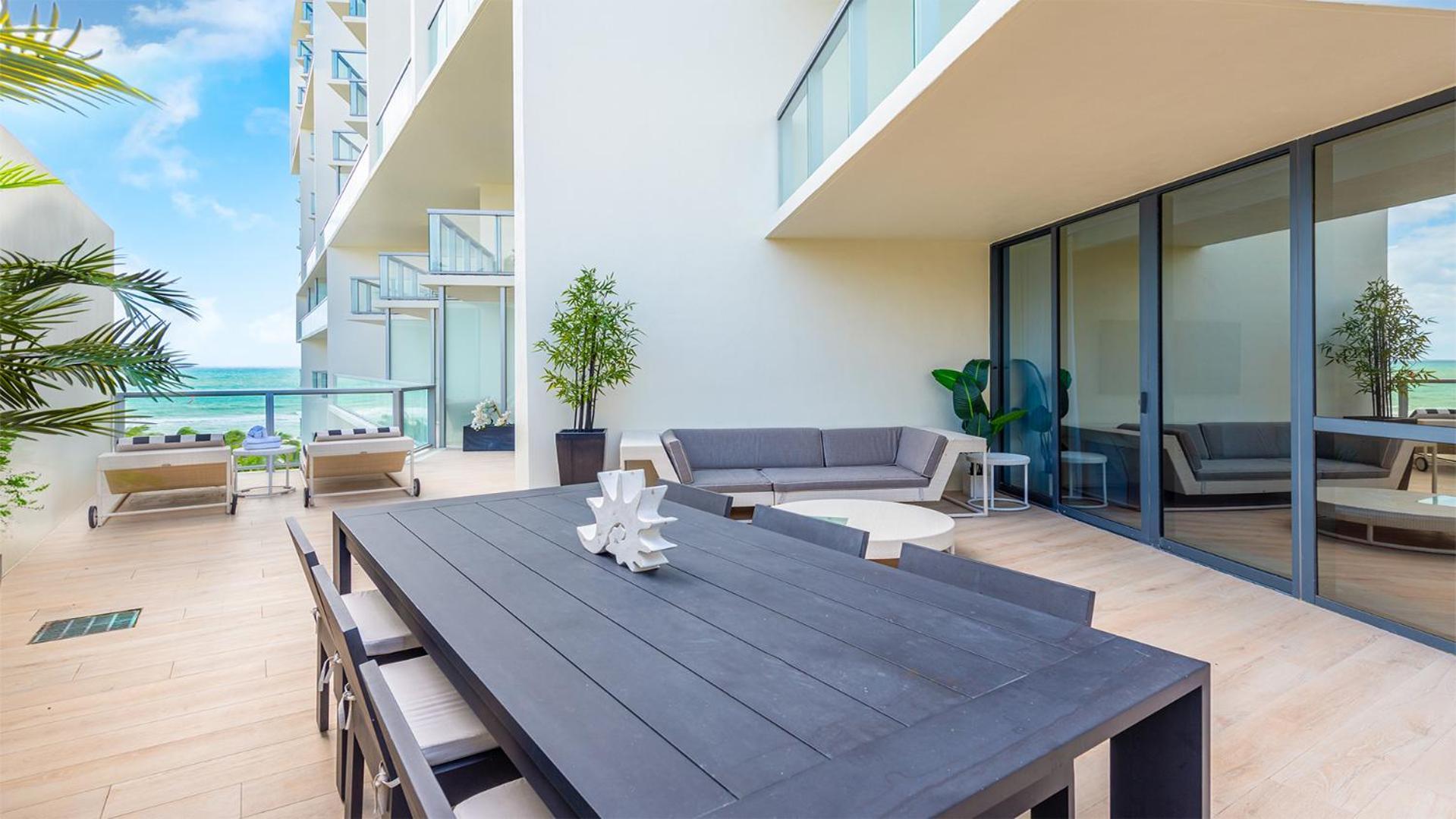 Private At W South - 711 Apartment *