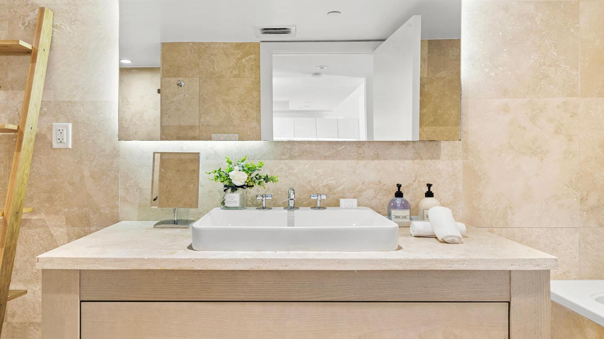 Apartment Oceanview Private At 1 & Homes -1412 Miami Beach