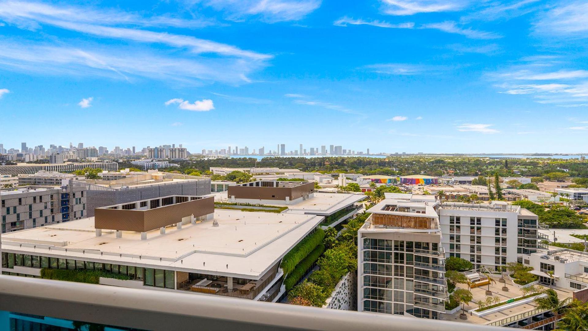 Luxurious Private At 1 & Homes - 1545 Miami Beach
