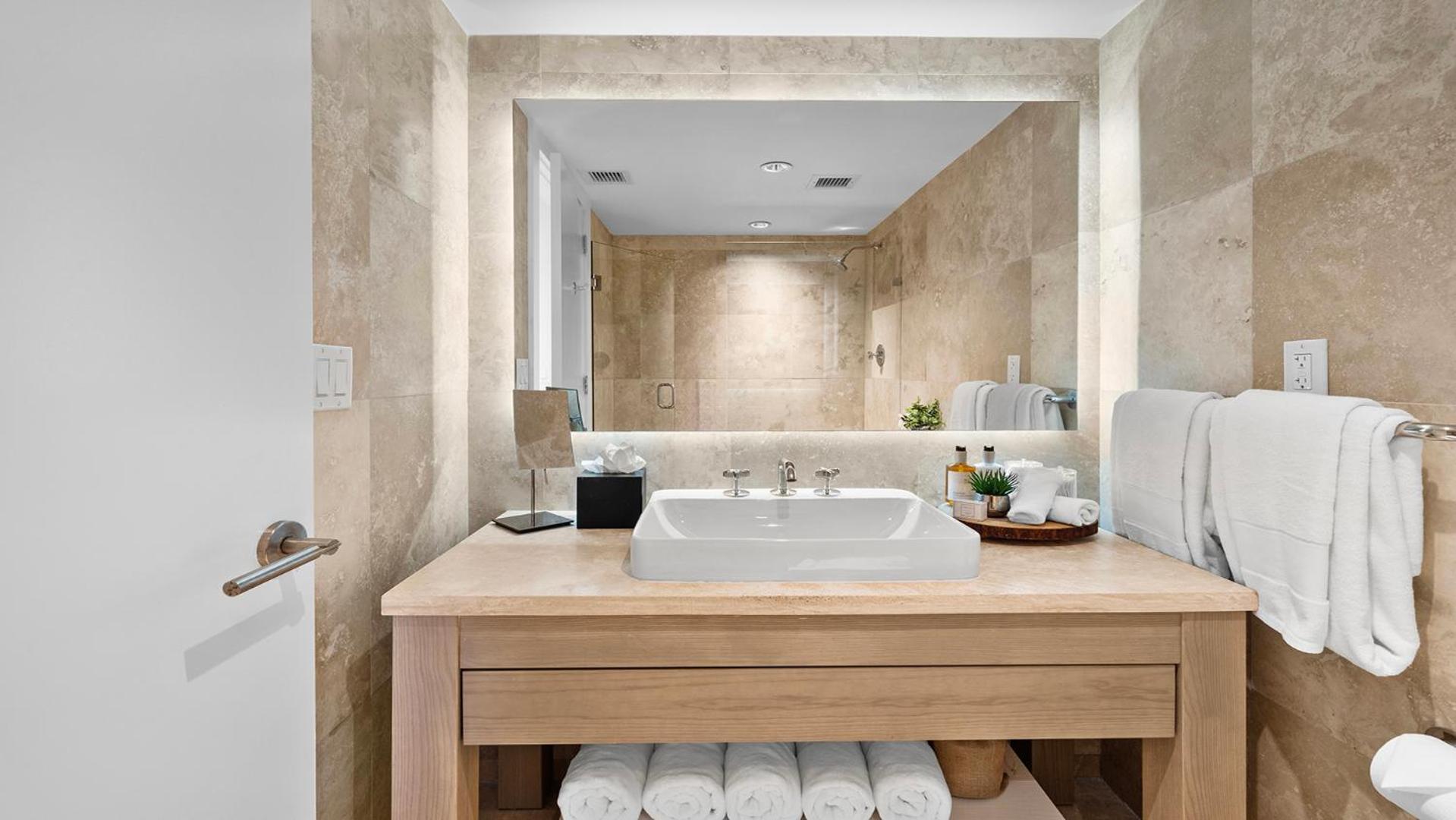 Apartment Luxurious Private At 1 & Homes - 1545