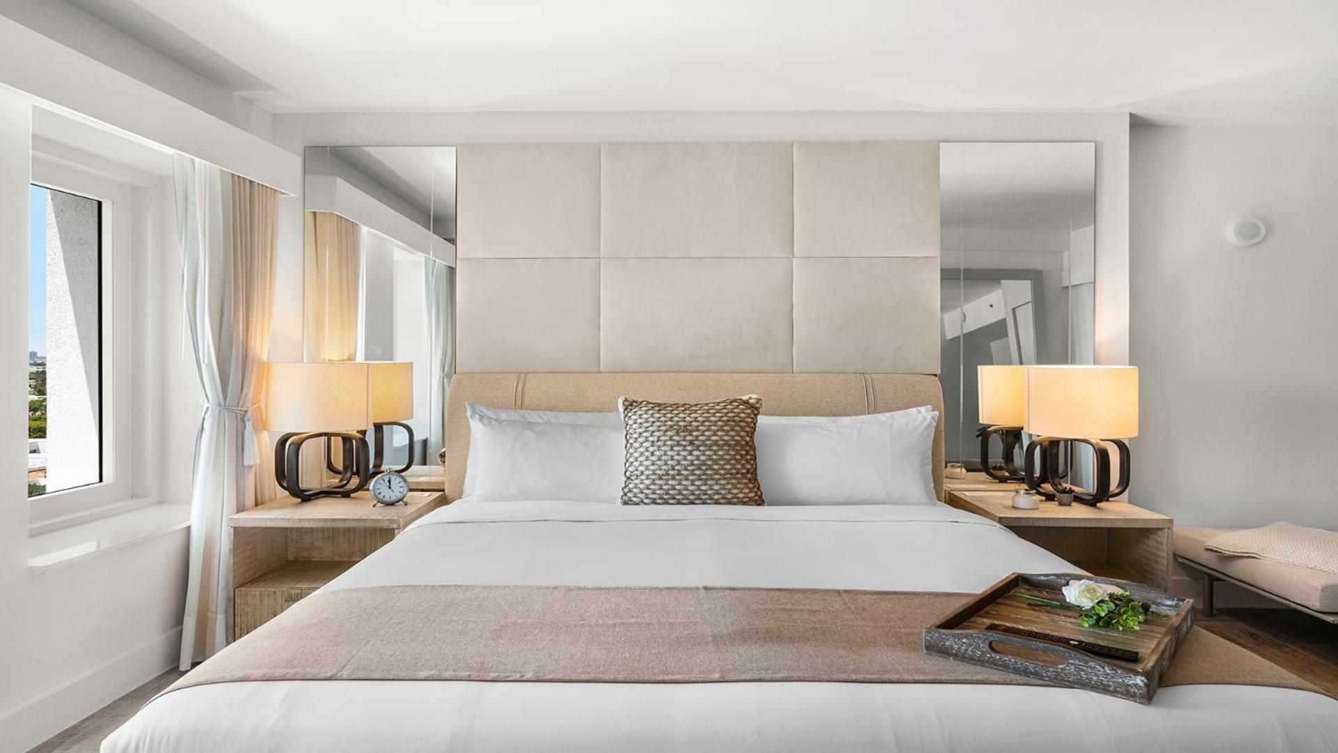 Luxurious Private At 1 & Homes - 1545 Apartment *