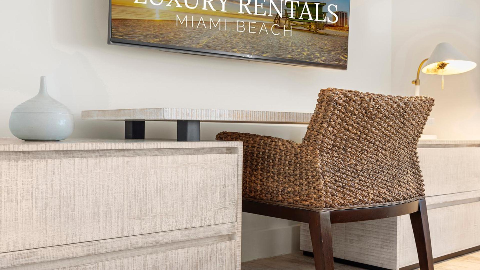 Apartment Luxurious Private At 1 & Homes - 1545 Miami Beach