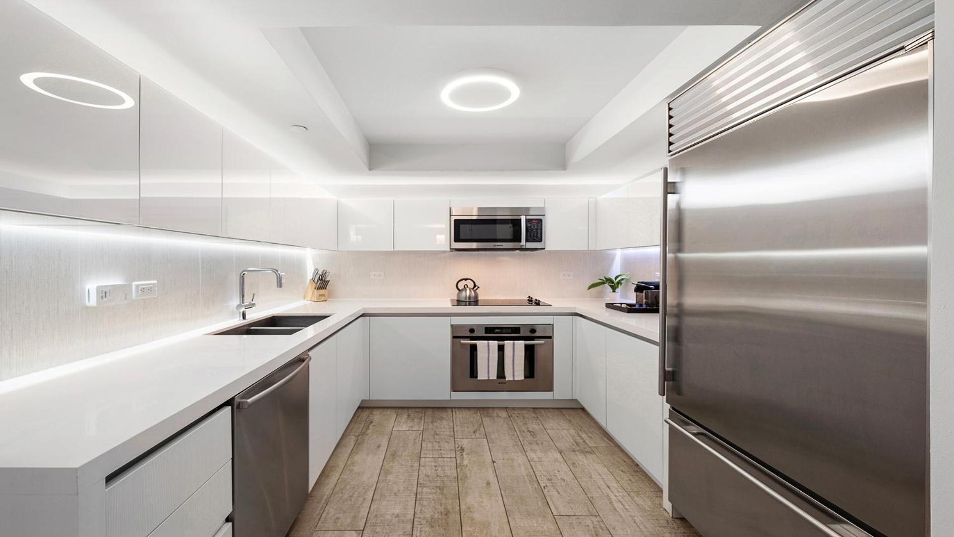 Luxurious Private At 1 & Homes - 1545 Miami Beach