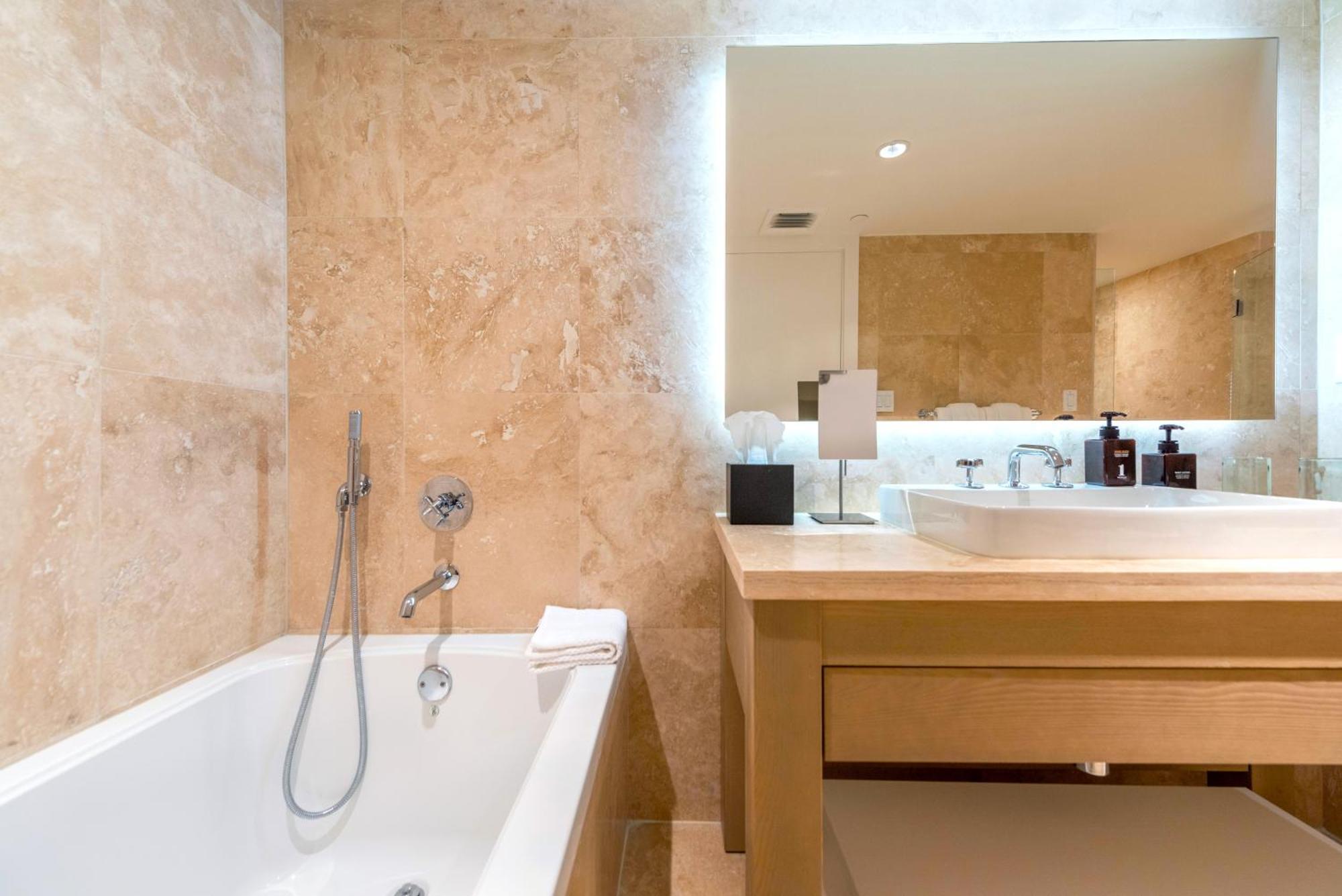 Apartment Oceanview Private At 1 & Homes -906 Miami Beach