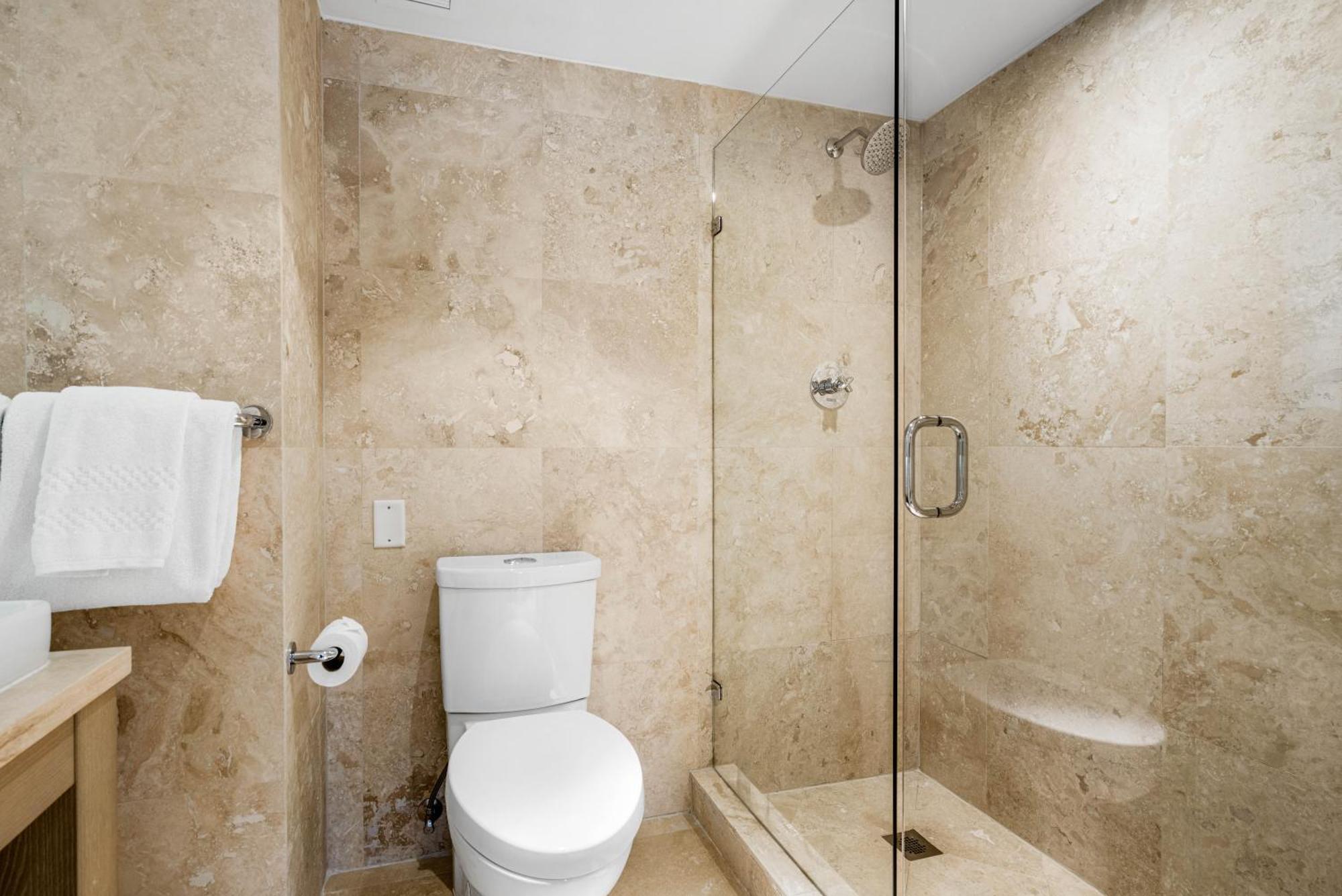 Oceanview Private At 1 & Homes -1115 Apartment *