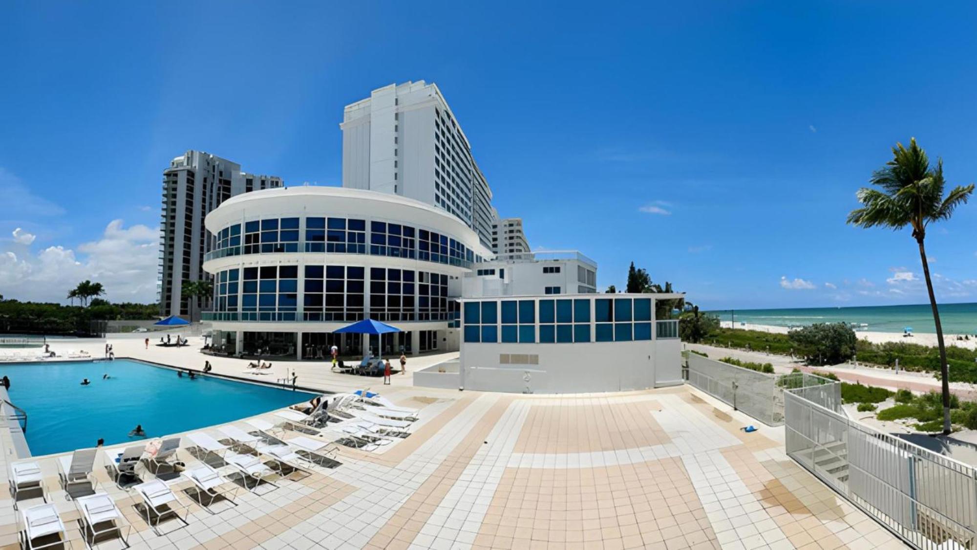 Seastays Aparthotel Miami Beach