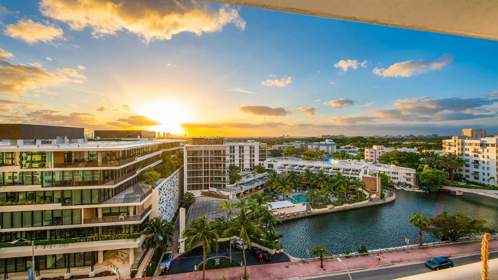 Luxurious Private At 1 & Homes -945 * Miami Beach