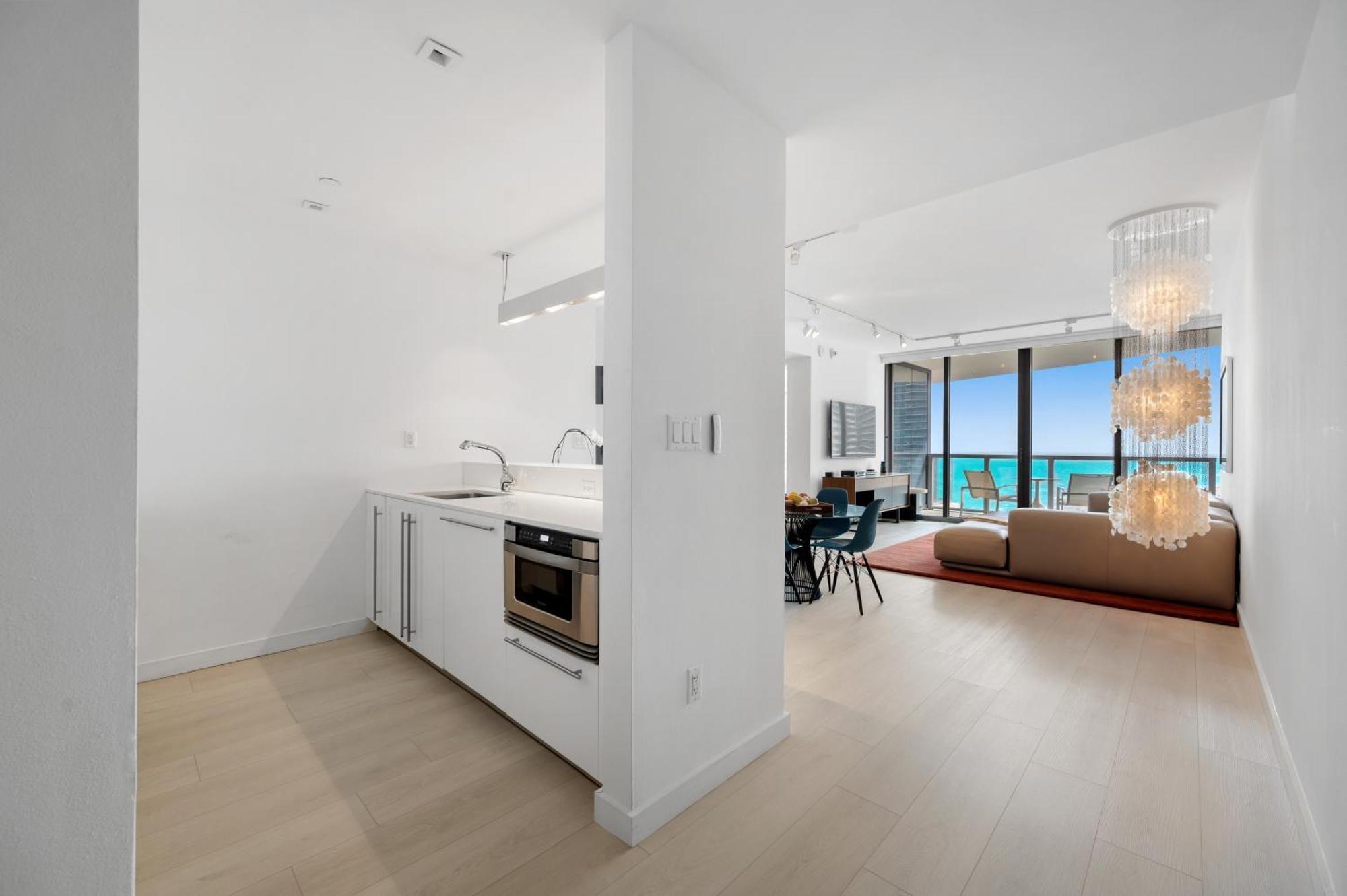 Ocean View At W South -1614 * Miami Beach