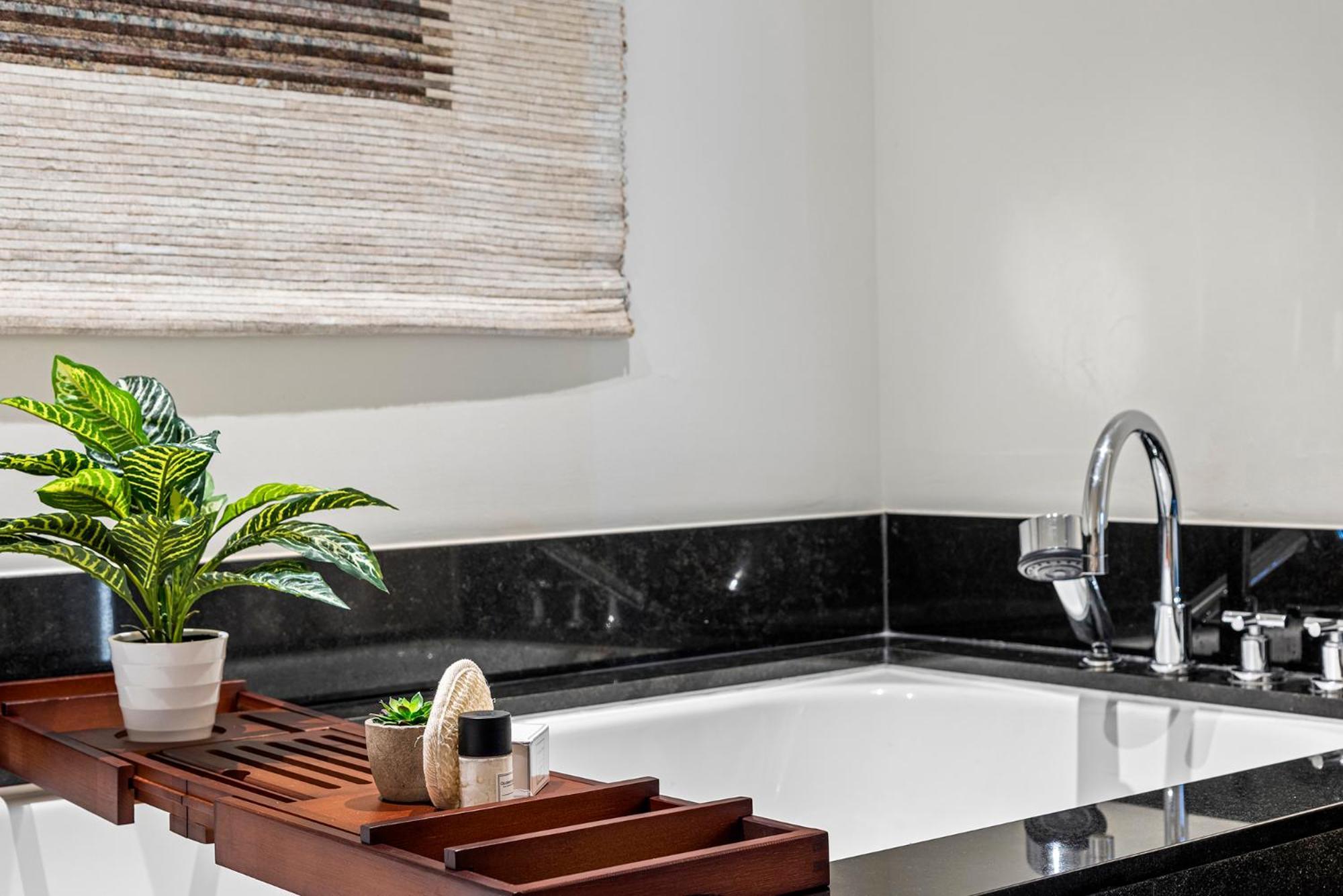 Oceanview Private At The Setai -2604 Apartment