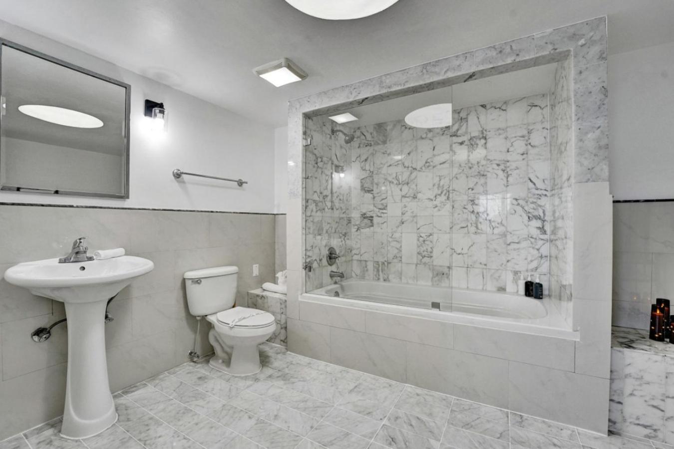 Beautiful Oceanview With Service 504 Miami Beach