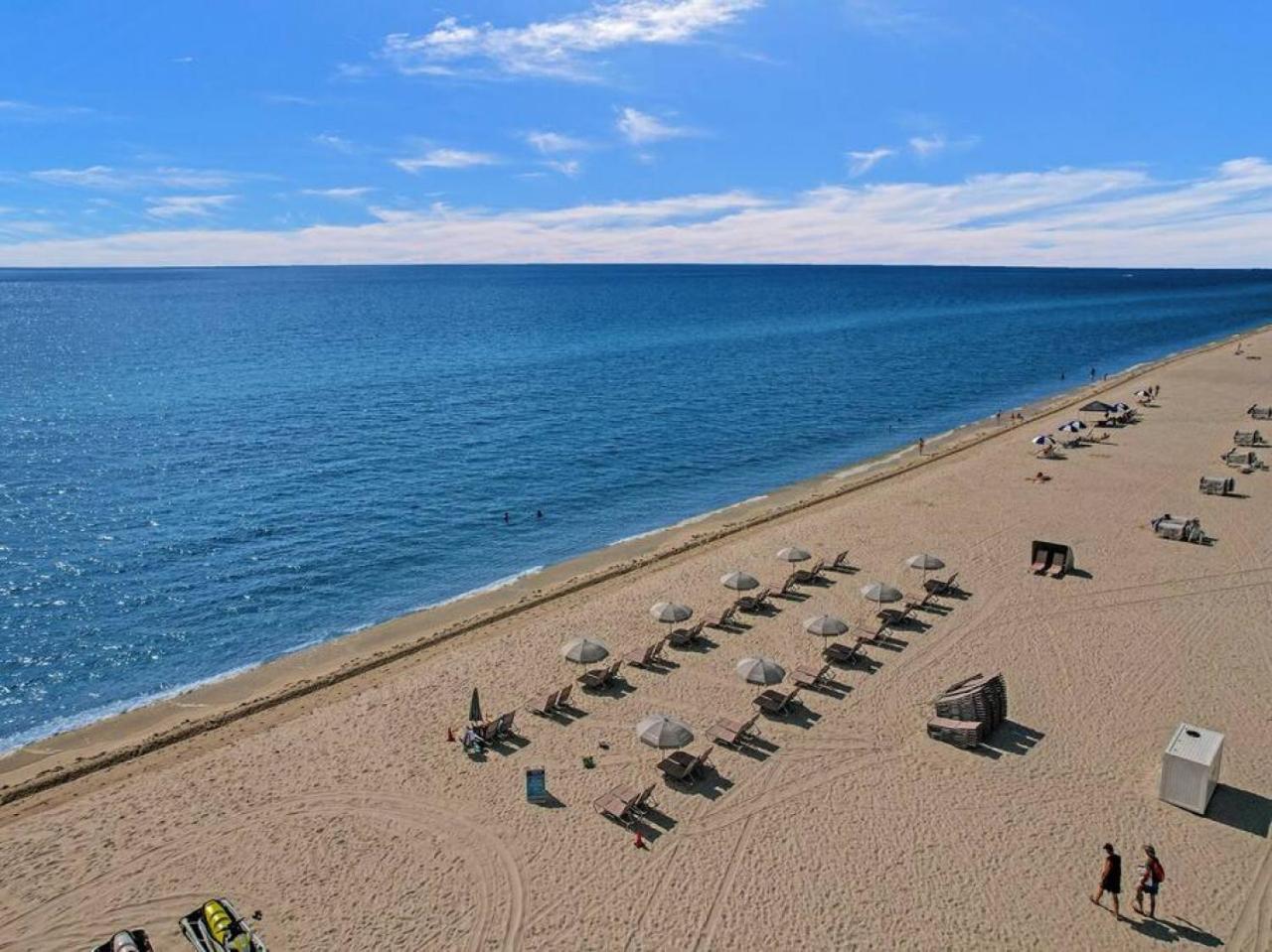 Beautiful Oceanview With Service 504 Apartment *