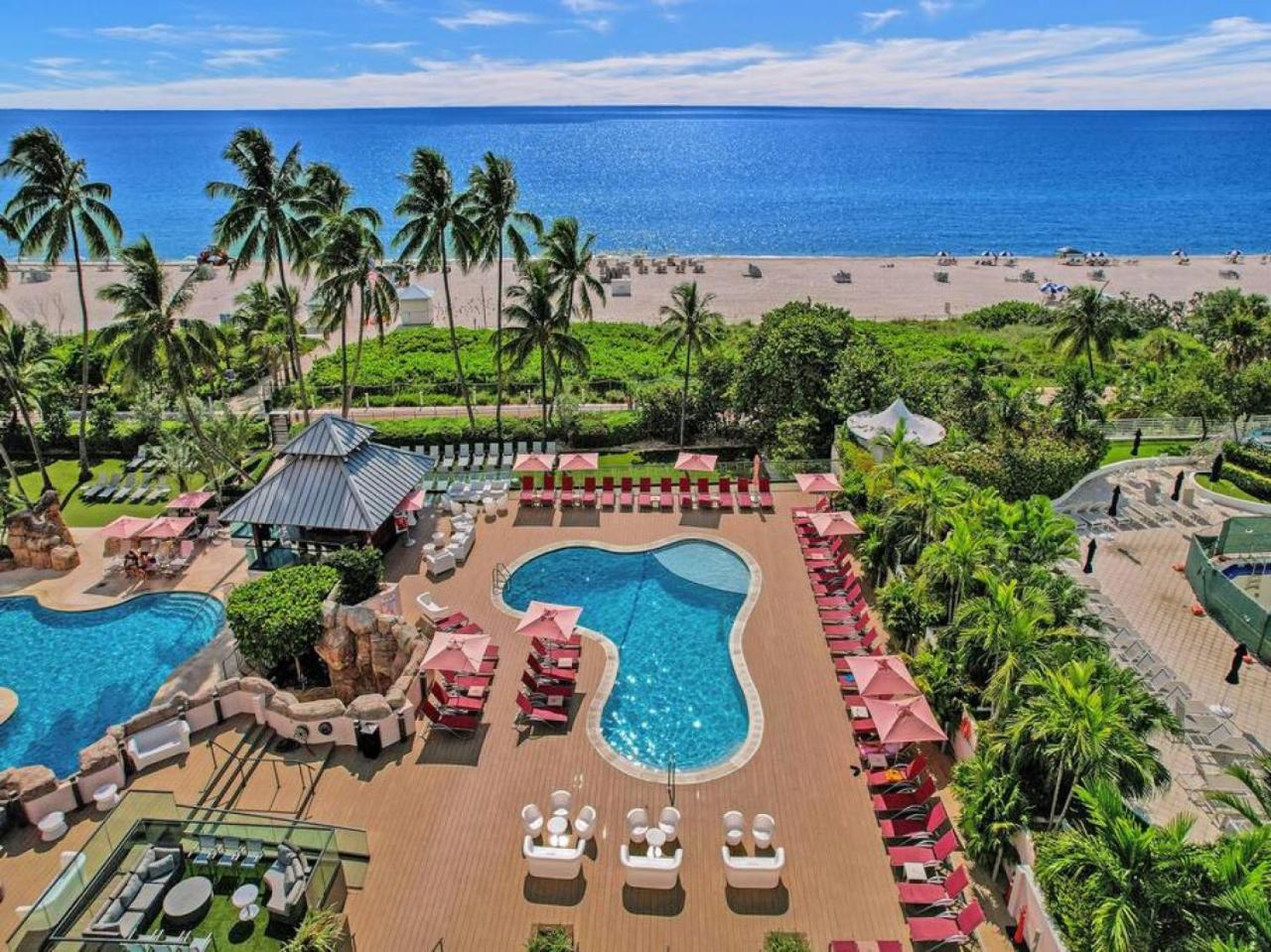 Beautiful Oceanview With Service 504 *